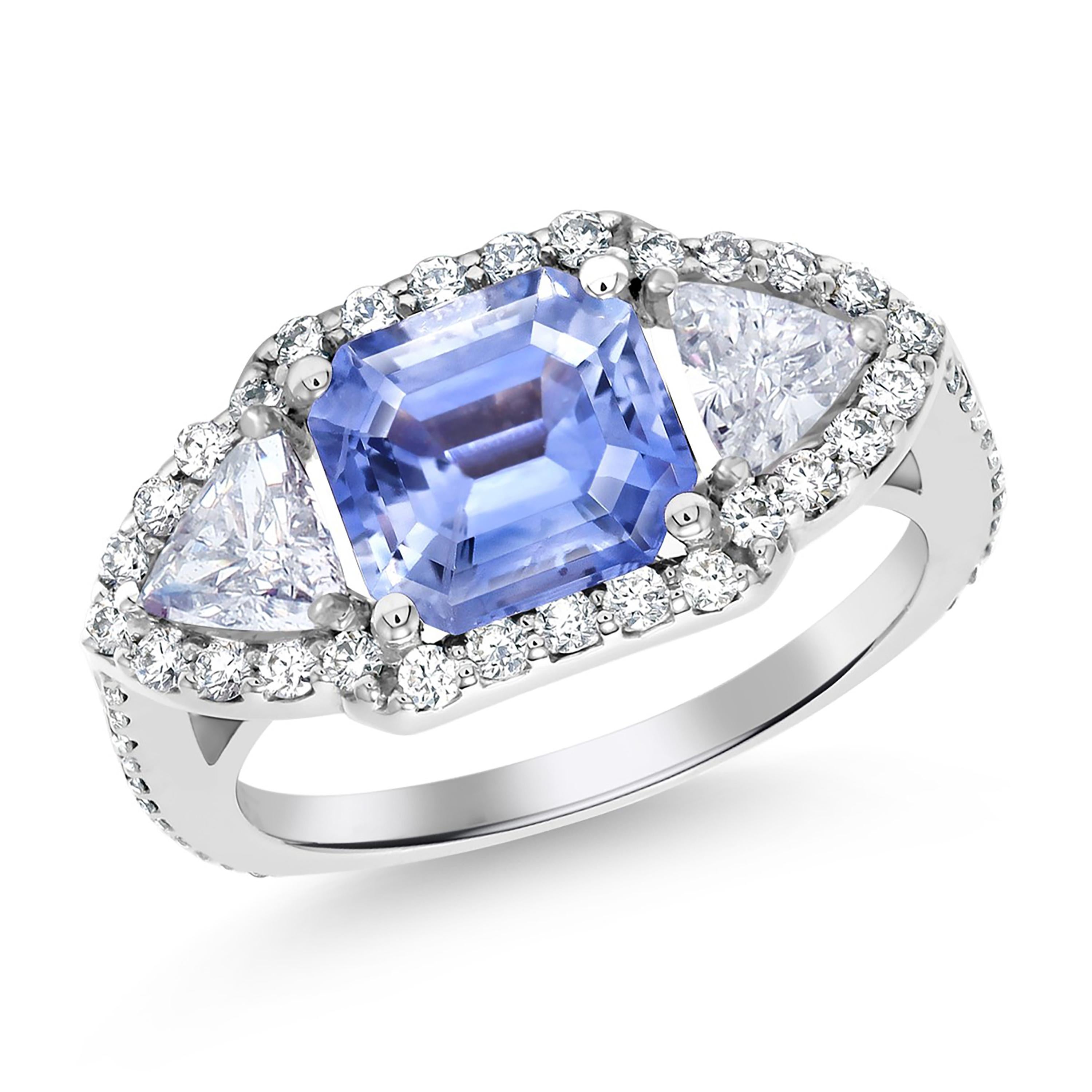 Women's or Men's  Emerald Shaped Ceylon Sapphire Diamond 3.75 Carat 18 Karat Gold Cocktail Ring 