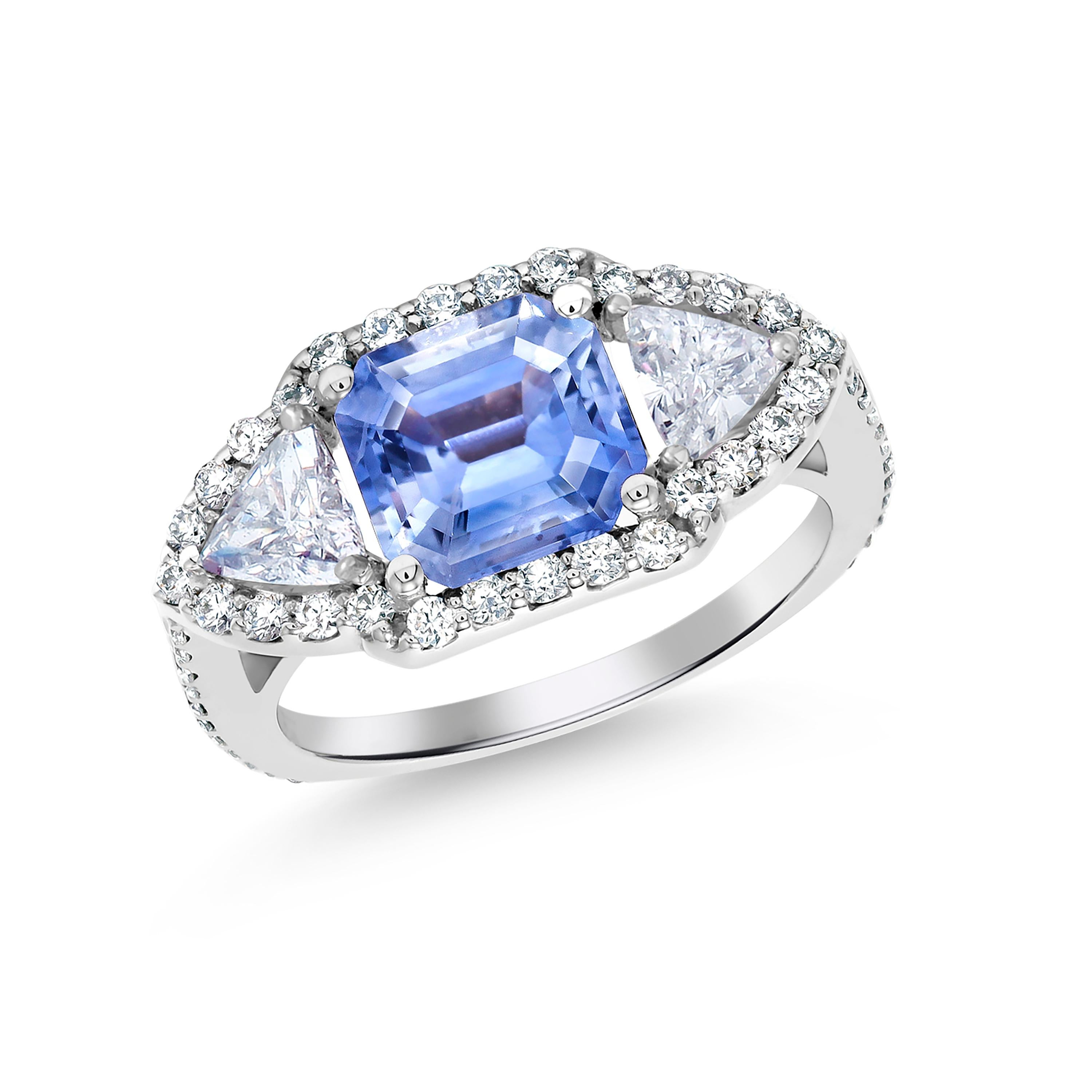 18 Karat Gold Emerald Shaped Ceylon Sapphire Trillion Diamonds Cocktail Ring 2