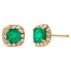 Emerald Shaped Colombia Emerald and Diamond Yellow Gold Halo Stud Earrings