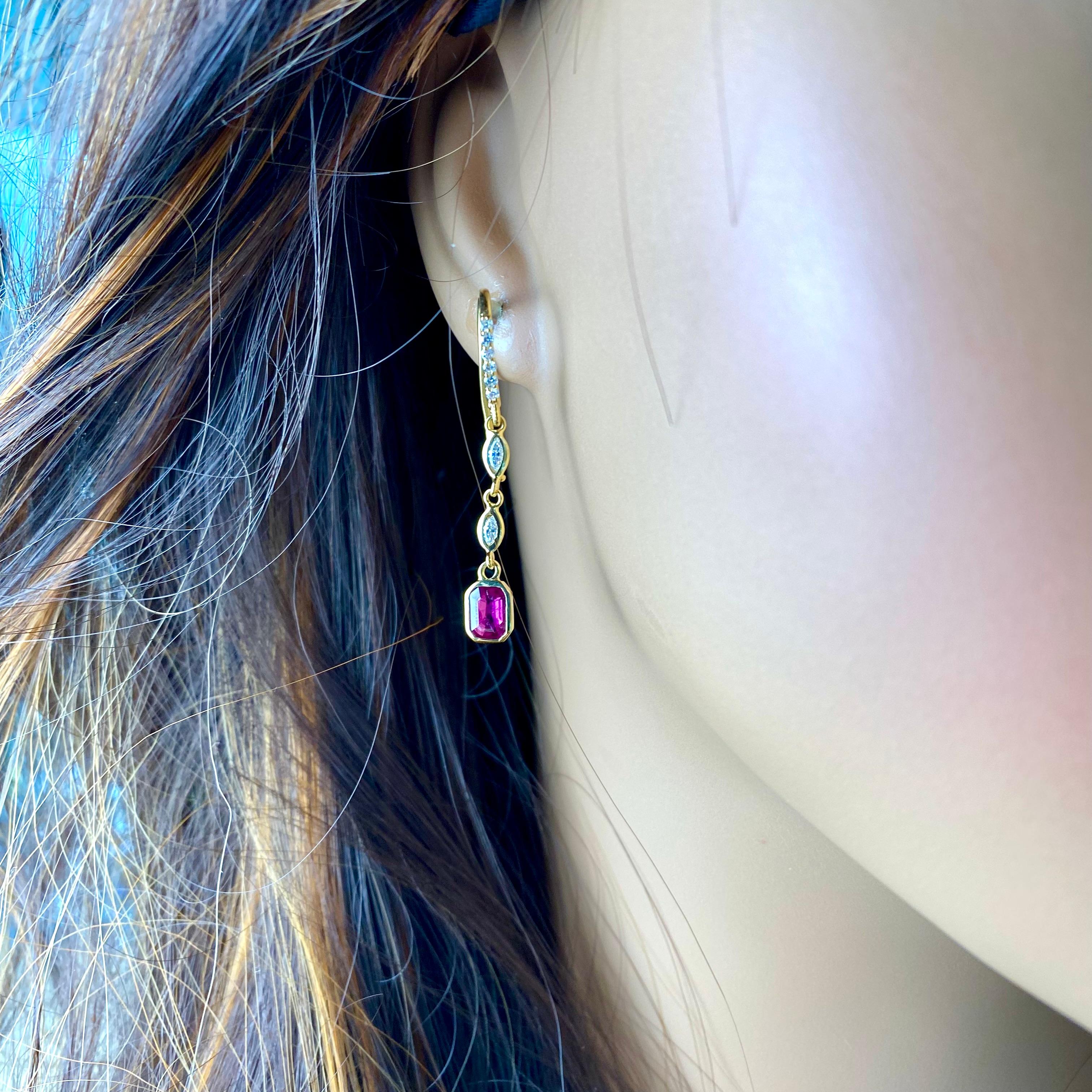 Boucles d'oreilles Emeraude Rubis Marquise Diamant 2 Carat Shepherd 1.65 Inch Gold Earrings  Neuf - En vente à New York, NY