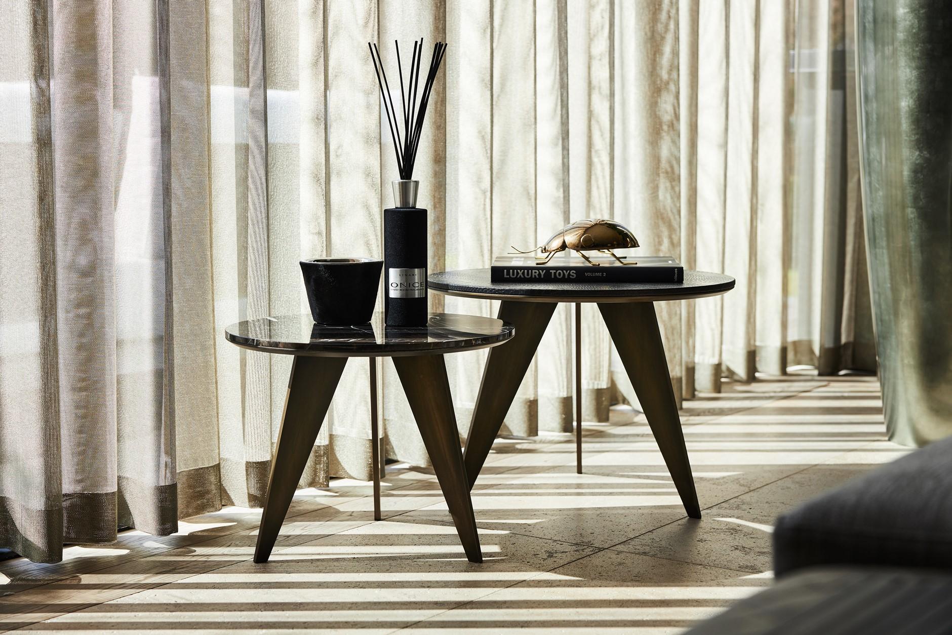 Style international Table d'appoint émeraude de Dami, Pays-Bas en vente