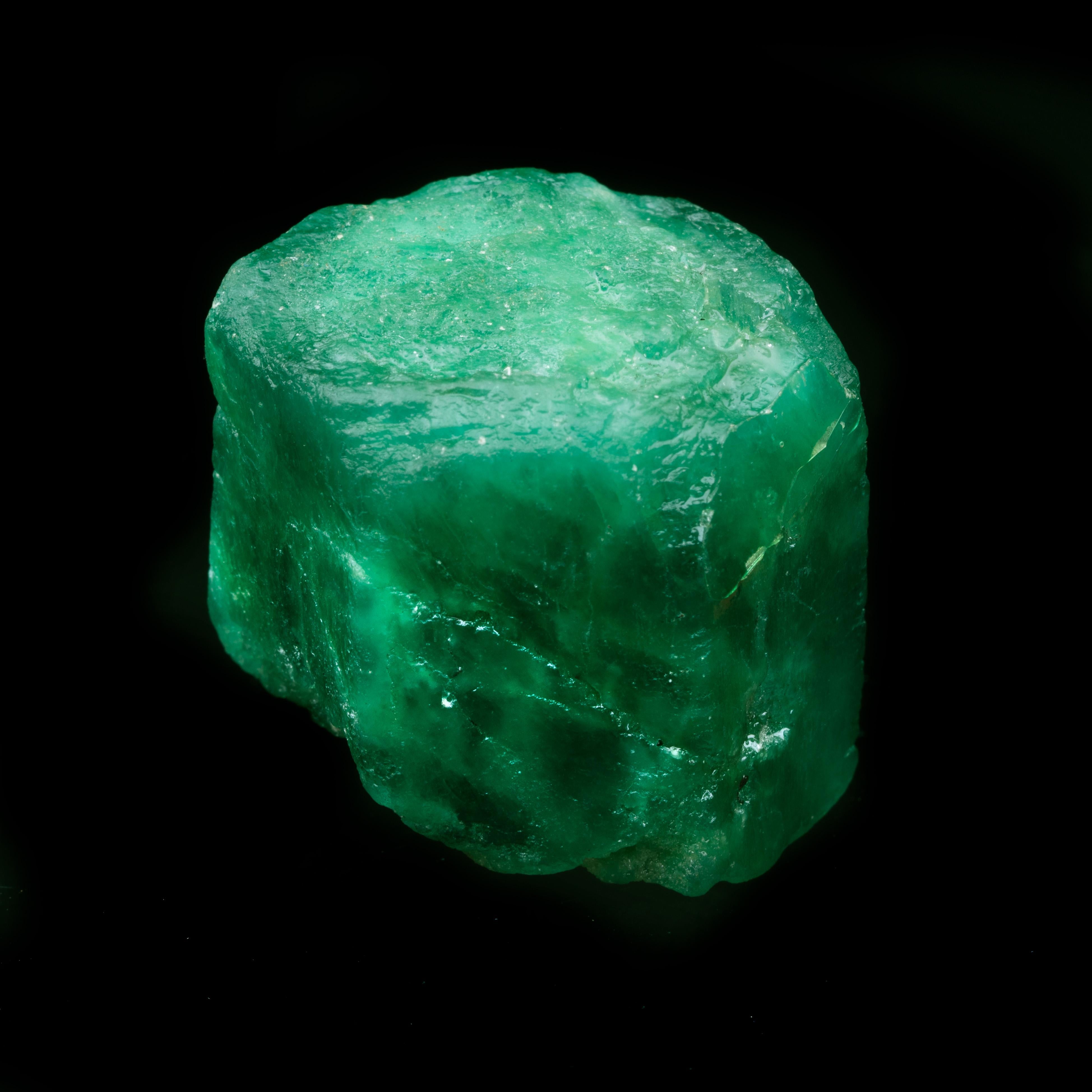 Emerald Single Crystal Cast from Colombia // 56.72 Grams In New Condition For Sale In New York, NY