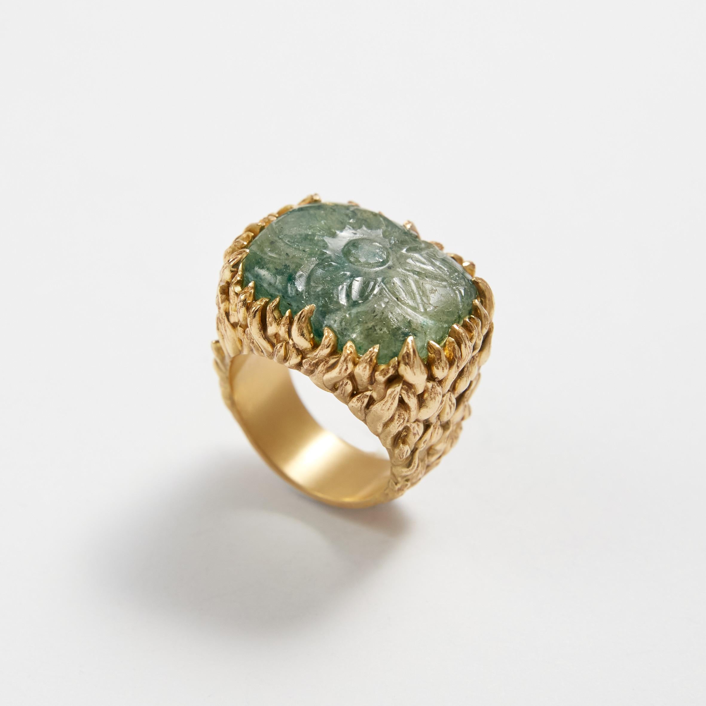 Emerald Solitaire Gold Ring For Sale 3