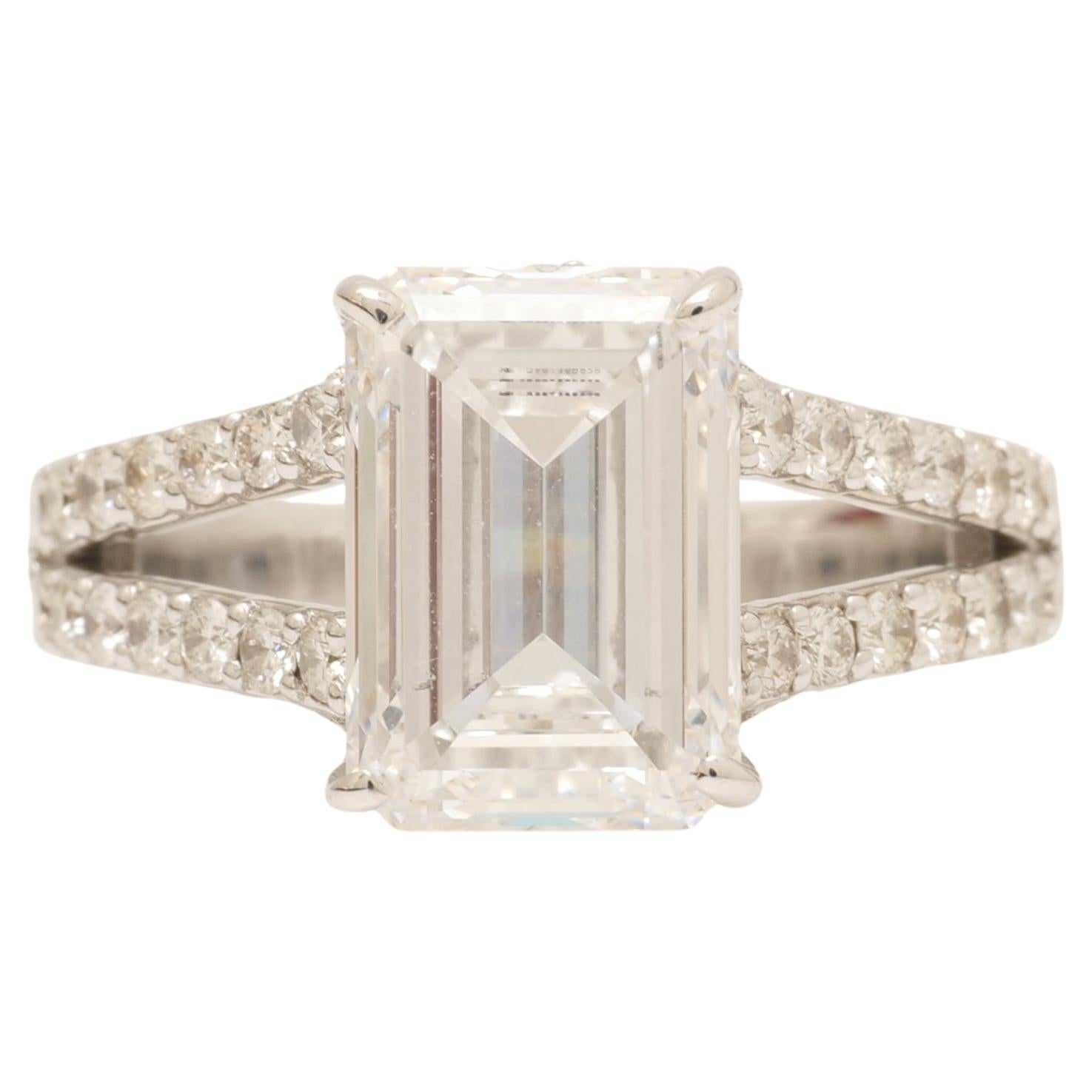 Emerald Solitaire Natural Diamond Proposal Ring in 14k Solid Gold (Certified)