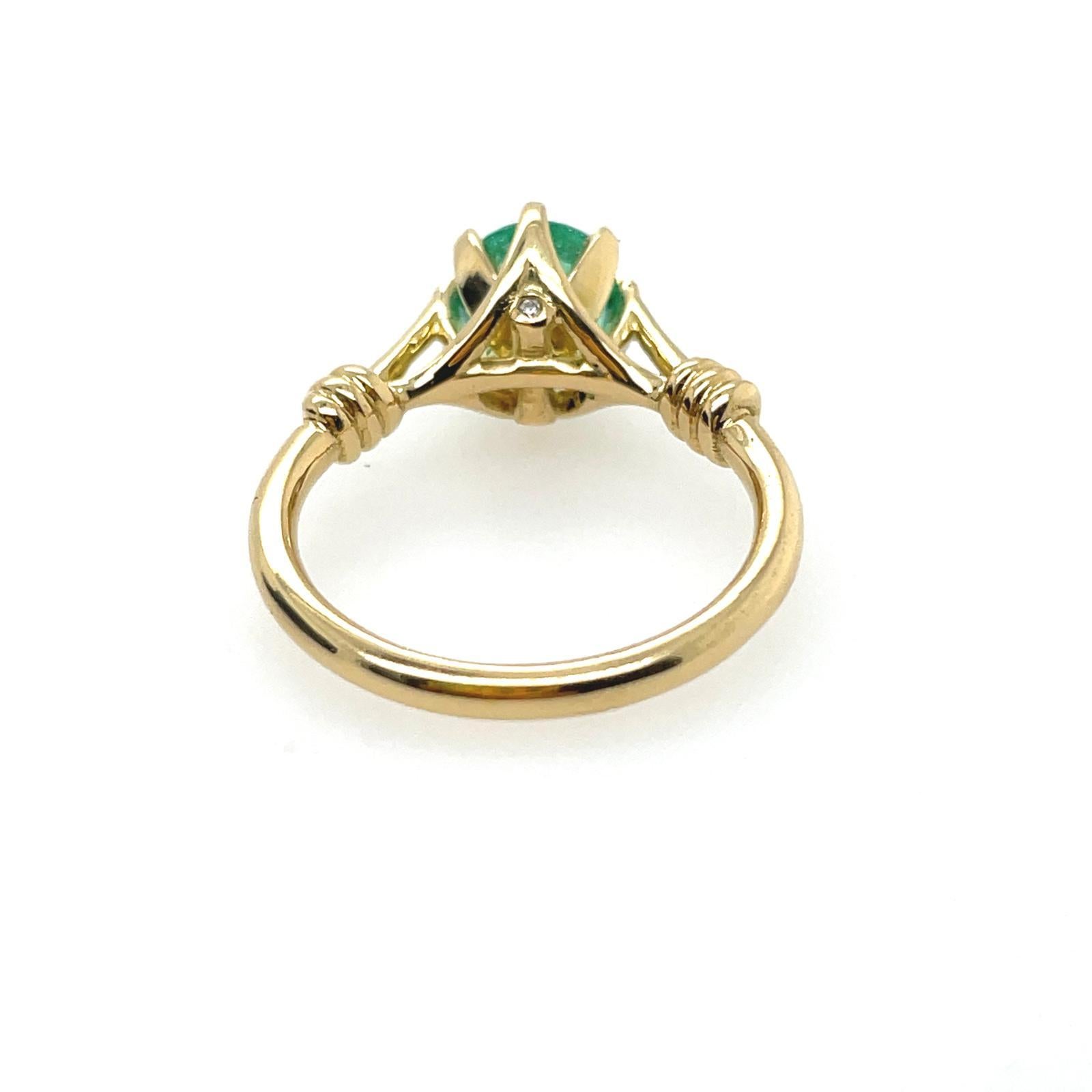 For Sale:  Emerald Solitaire Style Ring in 18ct Gold 14
