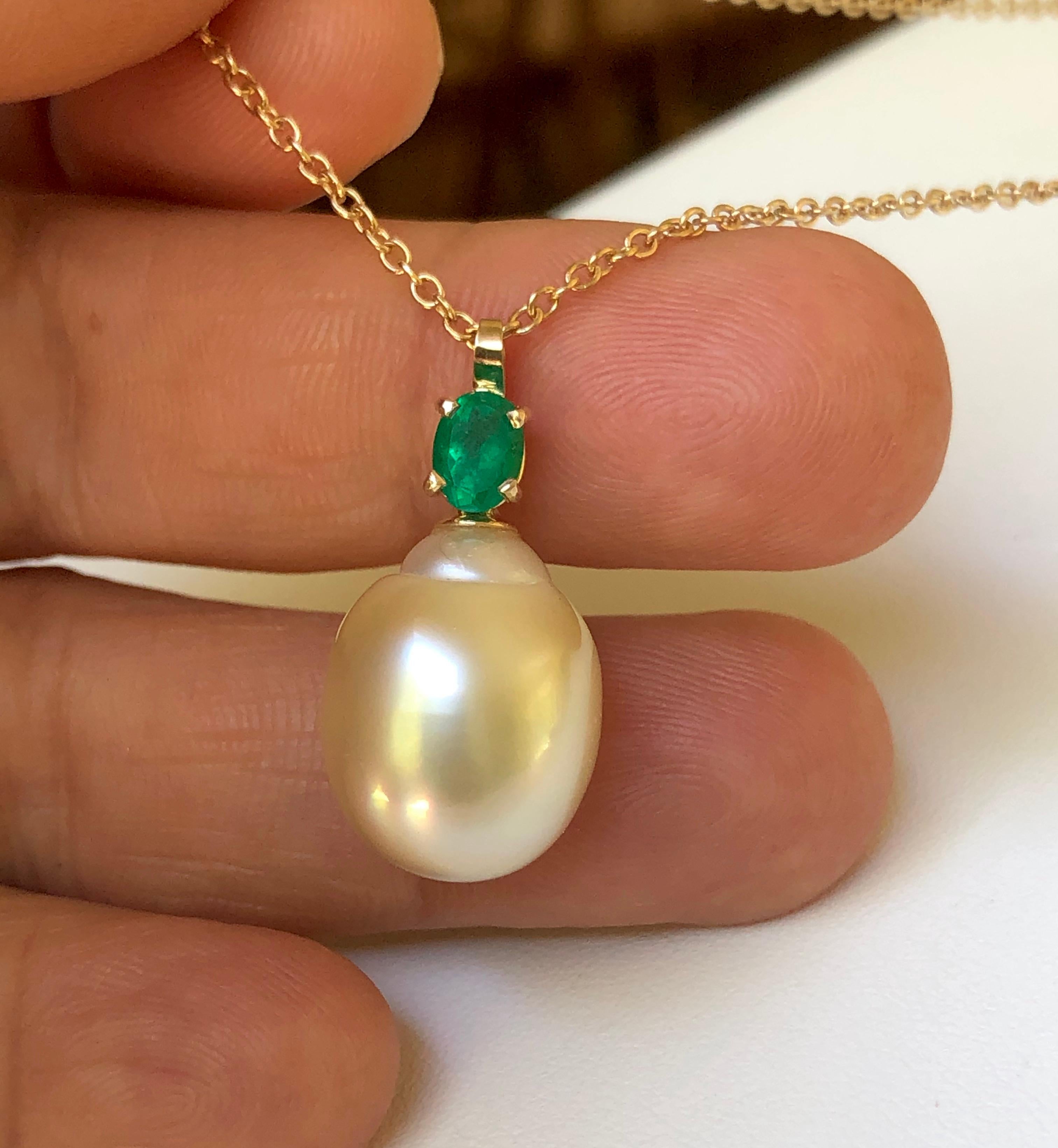 emerald and pearl pendant