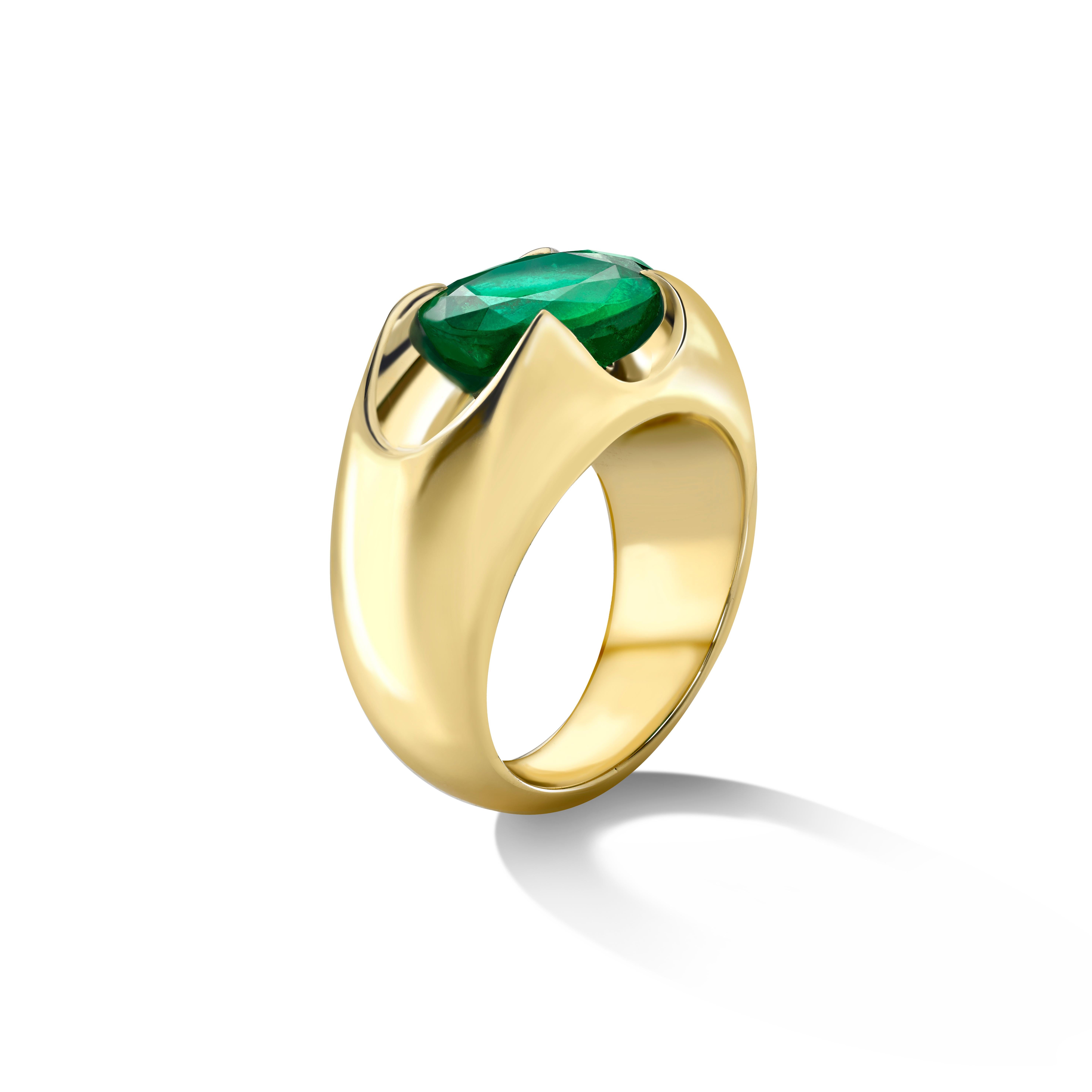 For Sale:  SPEAR TIP RING Yellow gold with an oval emerald at the centre by Liv Luttrell 2