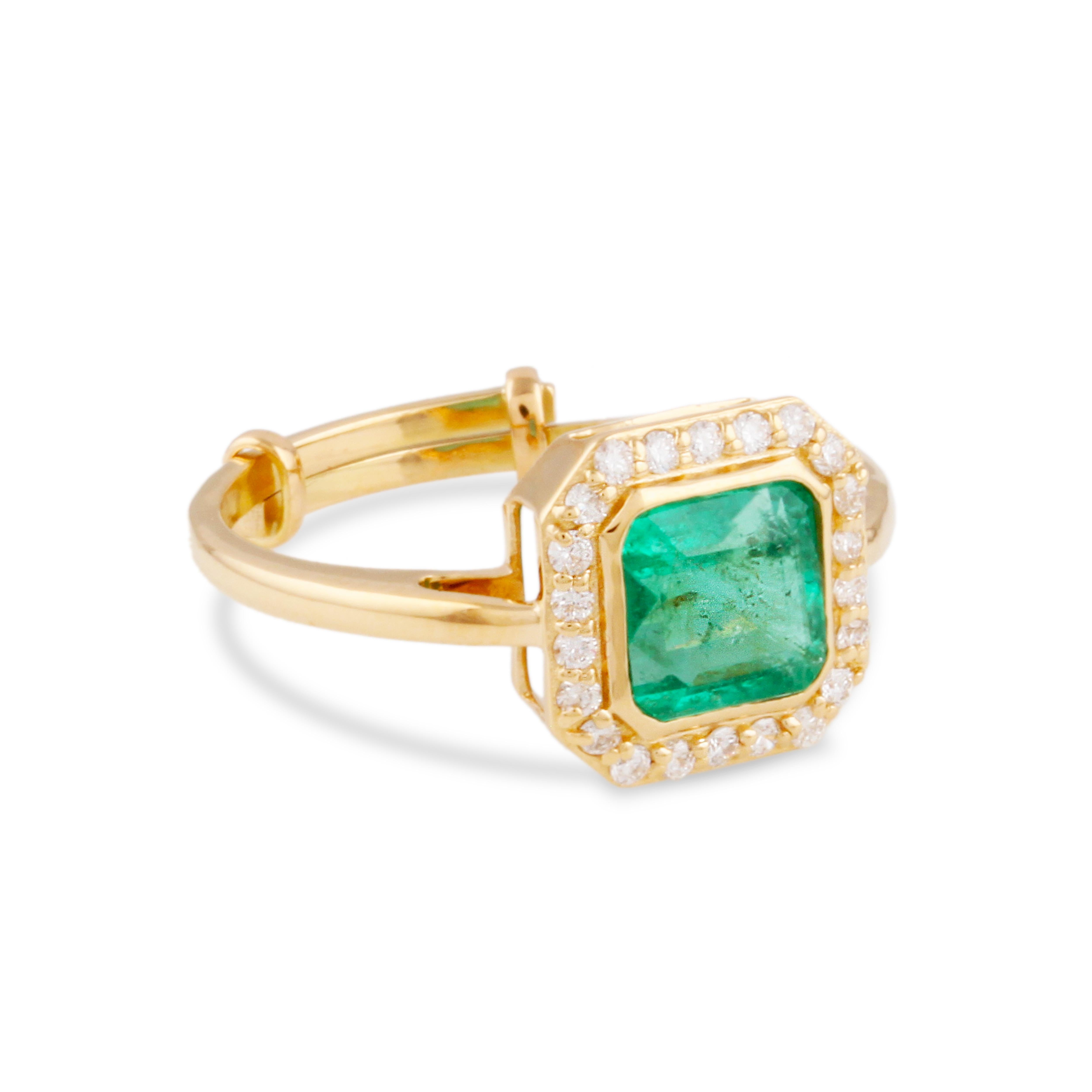 La bague Tresor Beautiful Ring contient 1,41 carats d'émeraude et 0,19 carats de diamant. Les bagues sont une ode à la beauté luxueuse et classique, avec des pierres précieuses étincelantes et des teintes féminines. Leur design contemporain et
