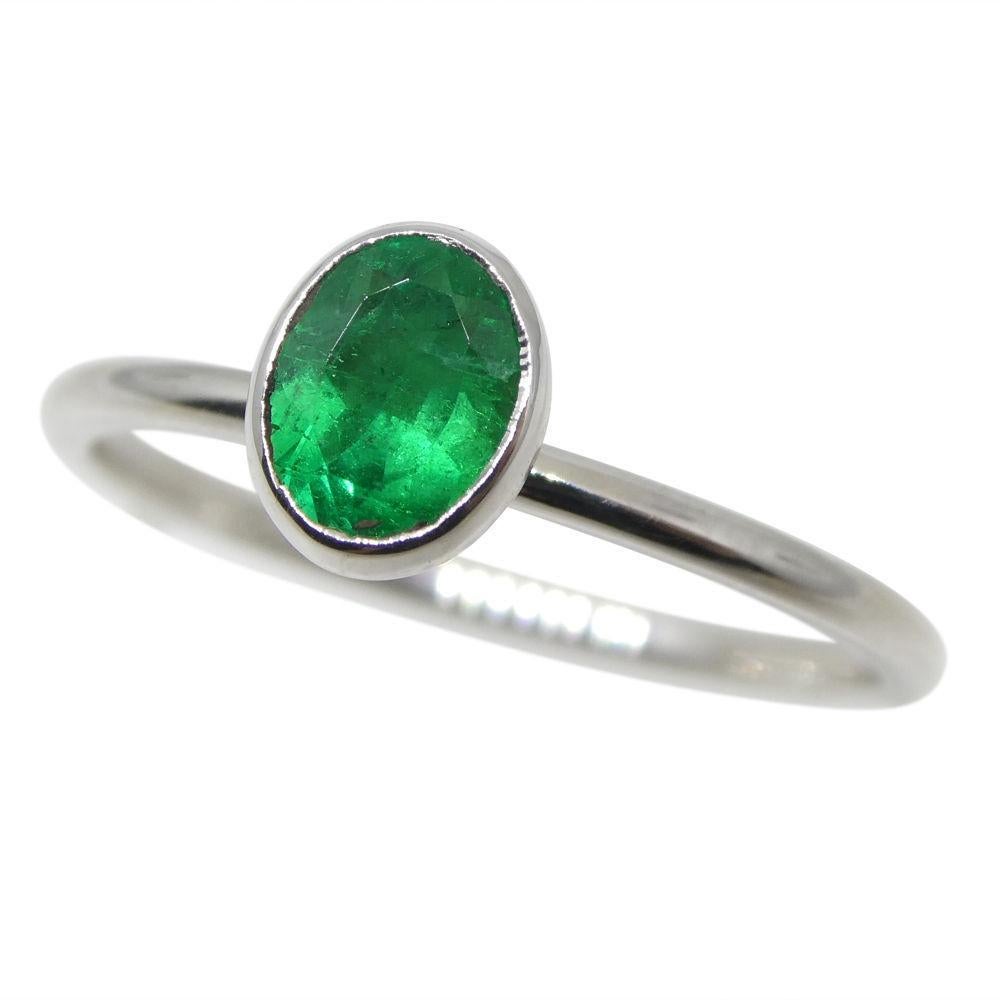 Colombian Emerald Stacker Ring set in 10kt White Gold In New Condition For Sale In Toronto, Ontario