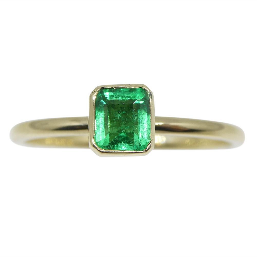 Contemporary Colombian Emerald Stacker Ring set in 10kt Yellow Gold For Sale