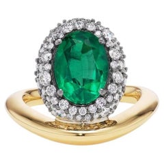 Emerald Statement 14K White Gold Classic Charm High Jewellery