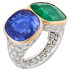 Emerald Statement 14K White Gold Refined Light Heirloom Sapphire  ring