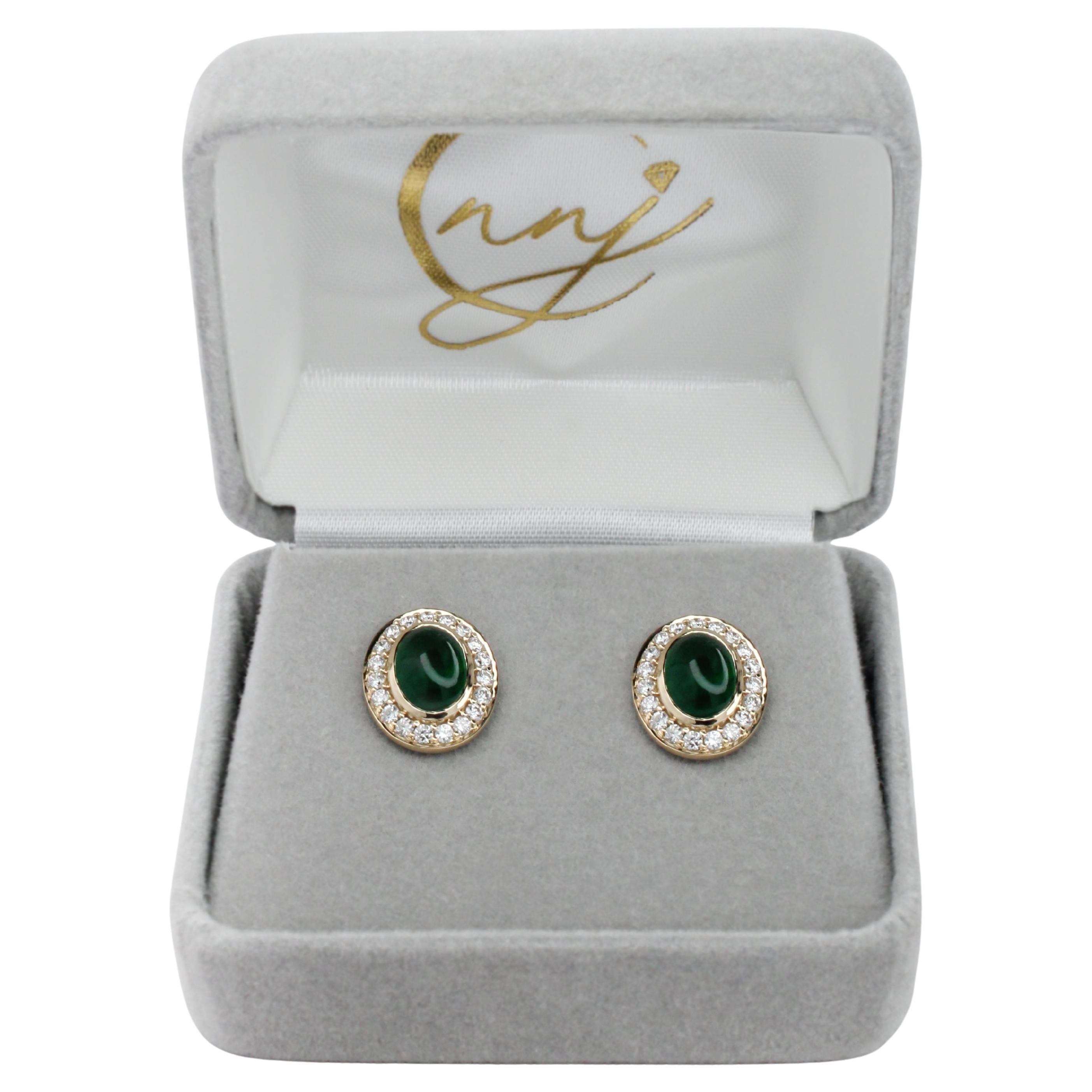 Moderne Boucles d'oreilles émeraude avec diamants en or jaune 14K ovale 8x6mm en vente