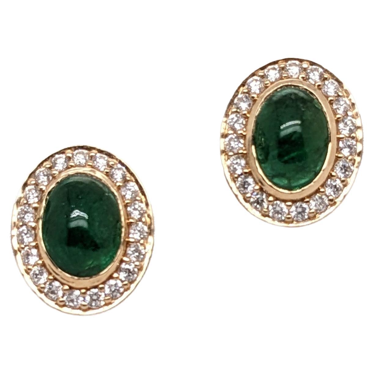 Orecchini con smeraldo e diamanti estratti dalla terra in oro giallo massiccio 14 carati, ovali 8x6 mm