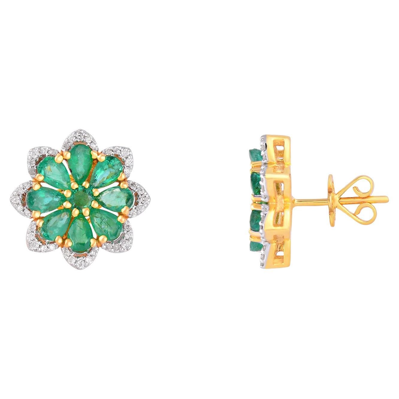 Emerald Stud Earrings with Diamond in 14k Gold For Sale