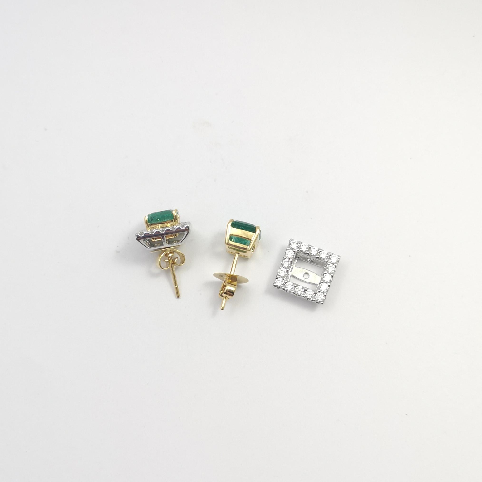 Orecchini a perno con smeraldo e diamante con montatura in oro 18 carati/oro bianco in vendita 4