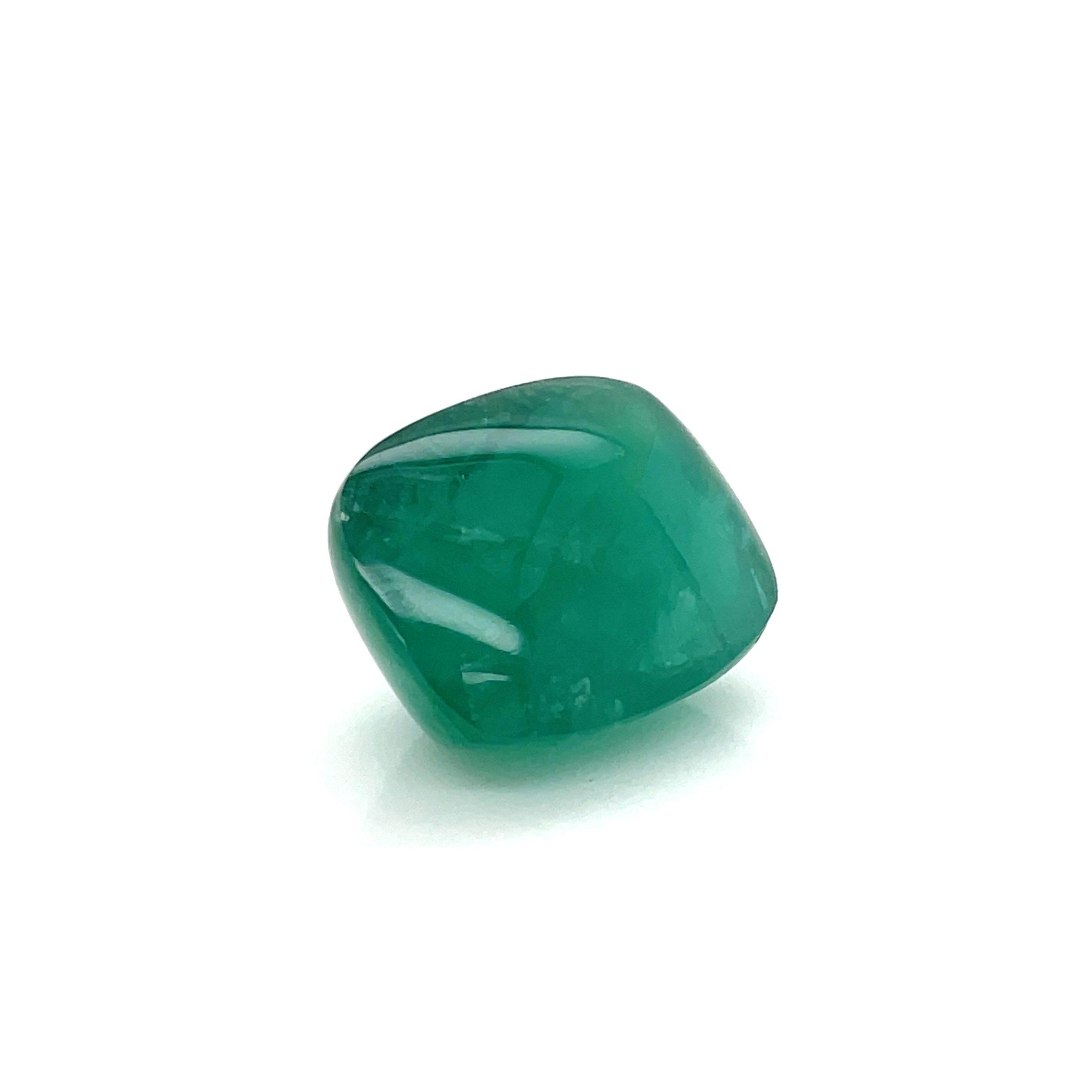 Smeraldo Cabochon Pan di Zucchero Cts 41.11 in vendita 4