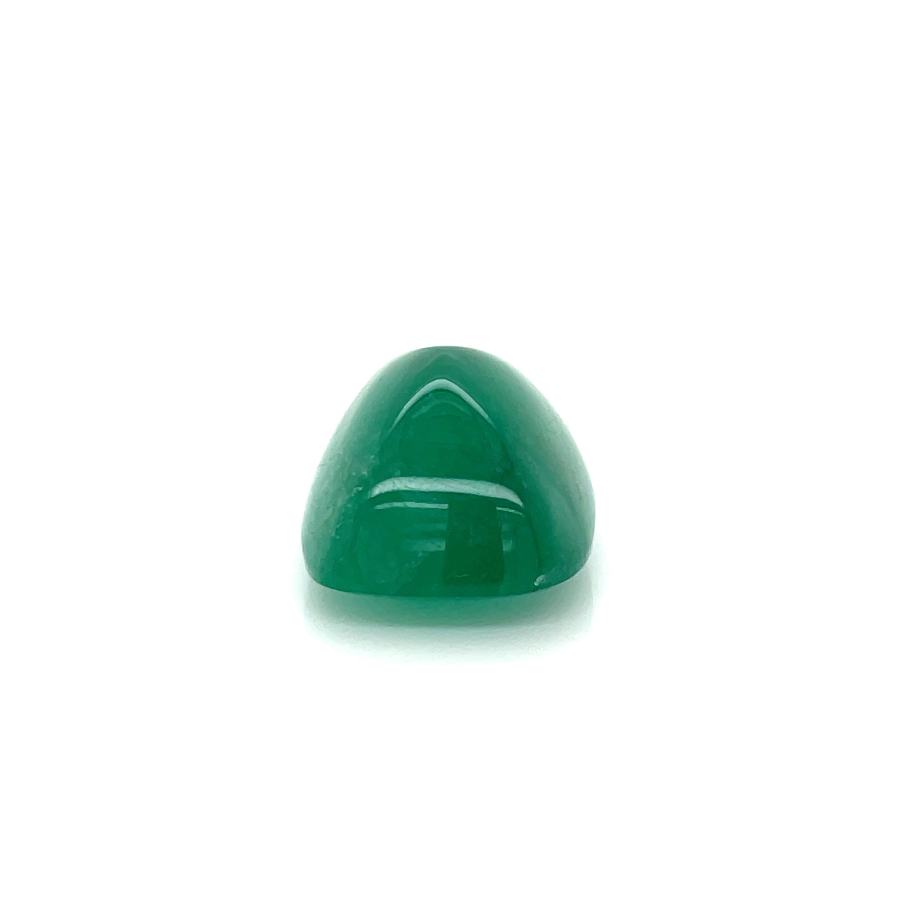 Contemporaneo Smeraldo Cabochon Pan di Zucchero Cts 41.11 in vendita