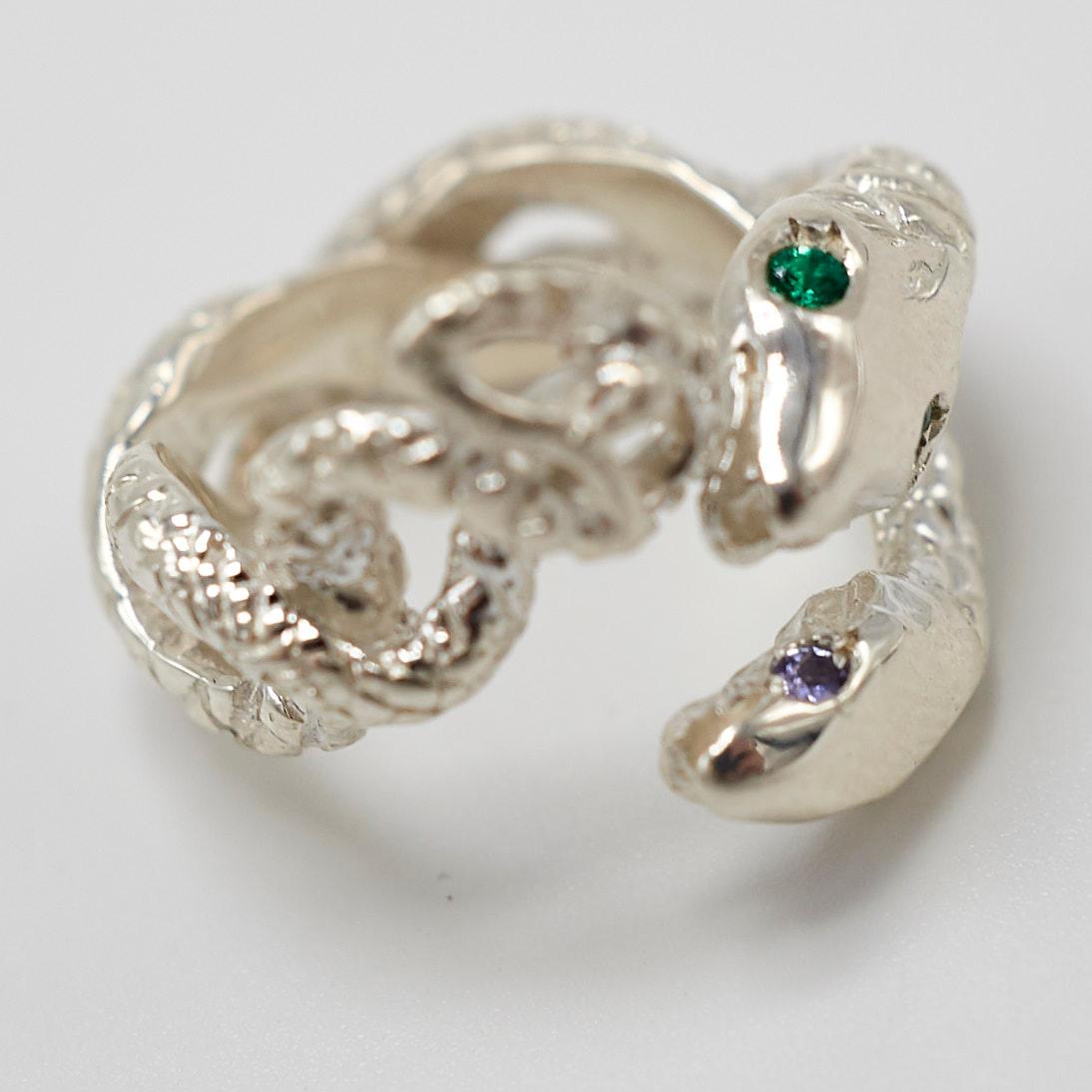 Snake Ring Sterling Silver Emerald Tanzanite Cocktail Statement J Dauphin In New Condition For Sale In Los Angeles, CA