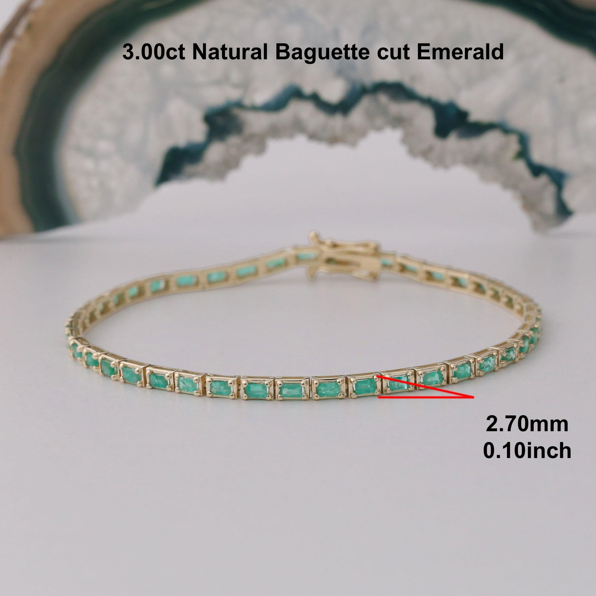 The emeralds are skillfully complemented by dazzling diamonds, creating a harmonious balance between rich green and radiant sparkle. The Midori Collection includes exquisitely crafted necklaces, earrings, bracelets, and rings, each designed with