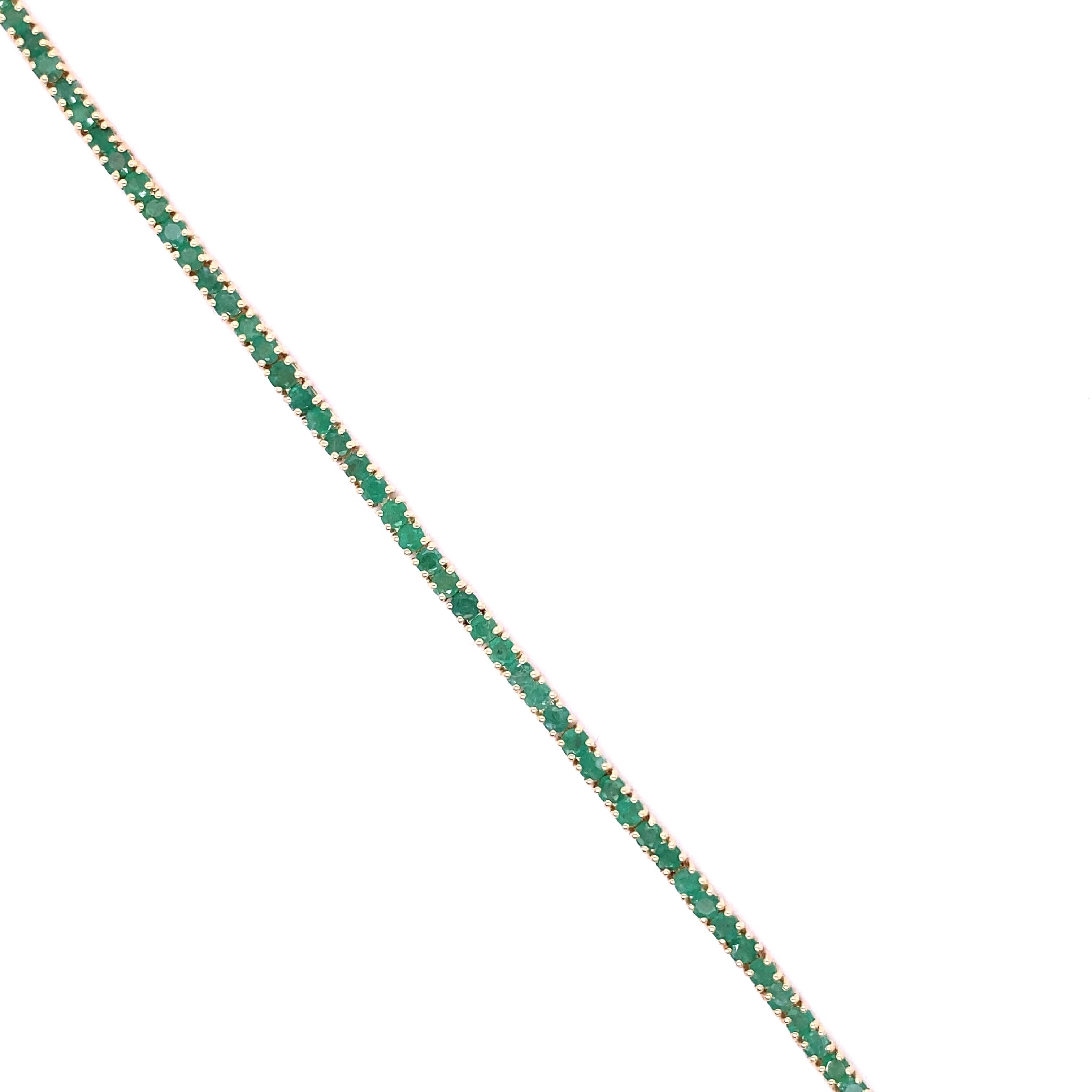 Round Cut Emerald Tennis Bracelet