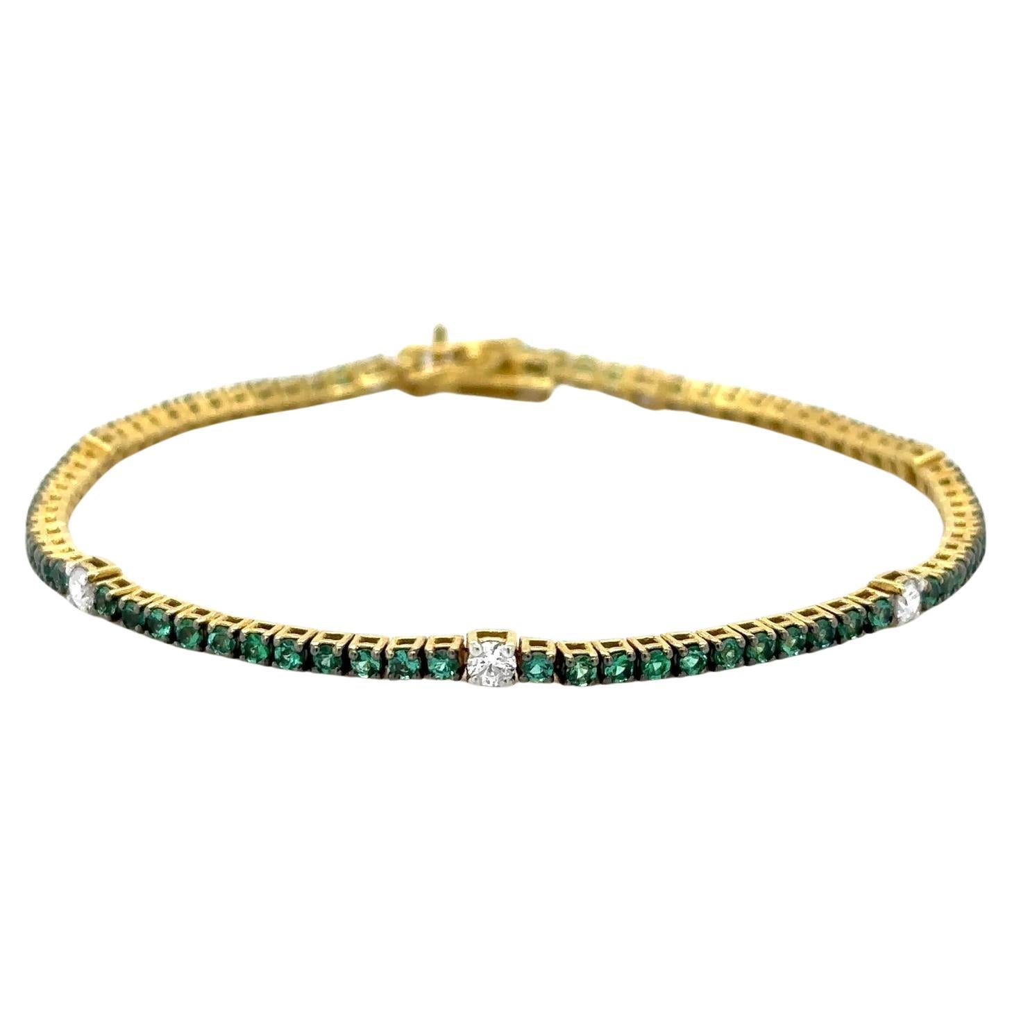 Bracelet tennis en or jaune 18 carats avec émeraudes et diamants 2,02 carats