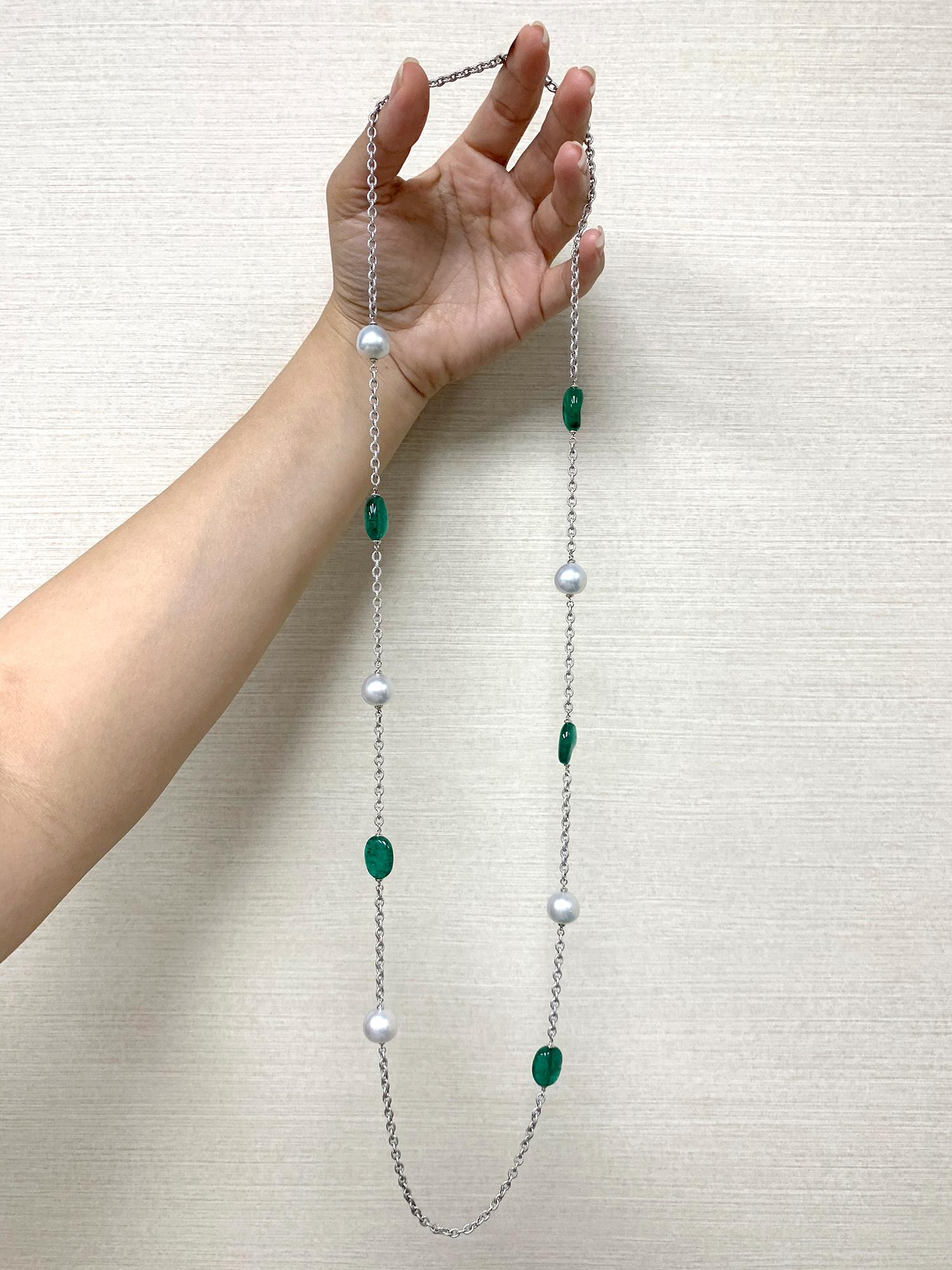 Contemporary Goshwara Emerald Tumble With White South Sea Pearl Drop Necklace For Sale