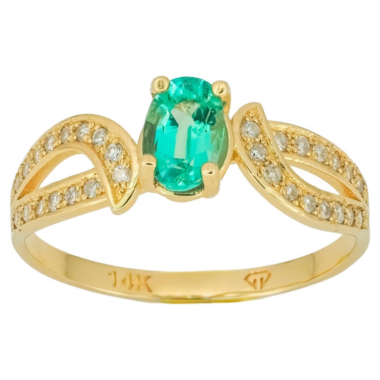 Emerald Vintage Ring, 14k Gold Ring with Emerald For Sale