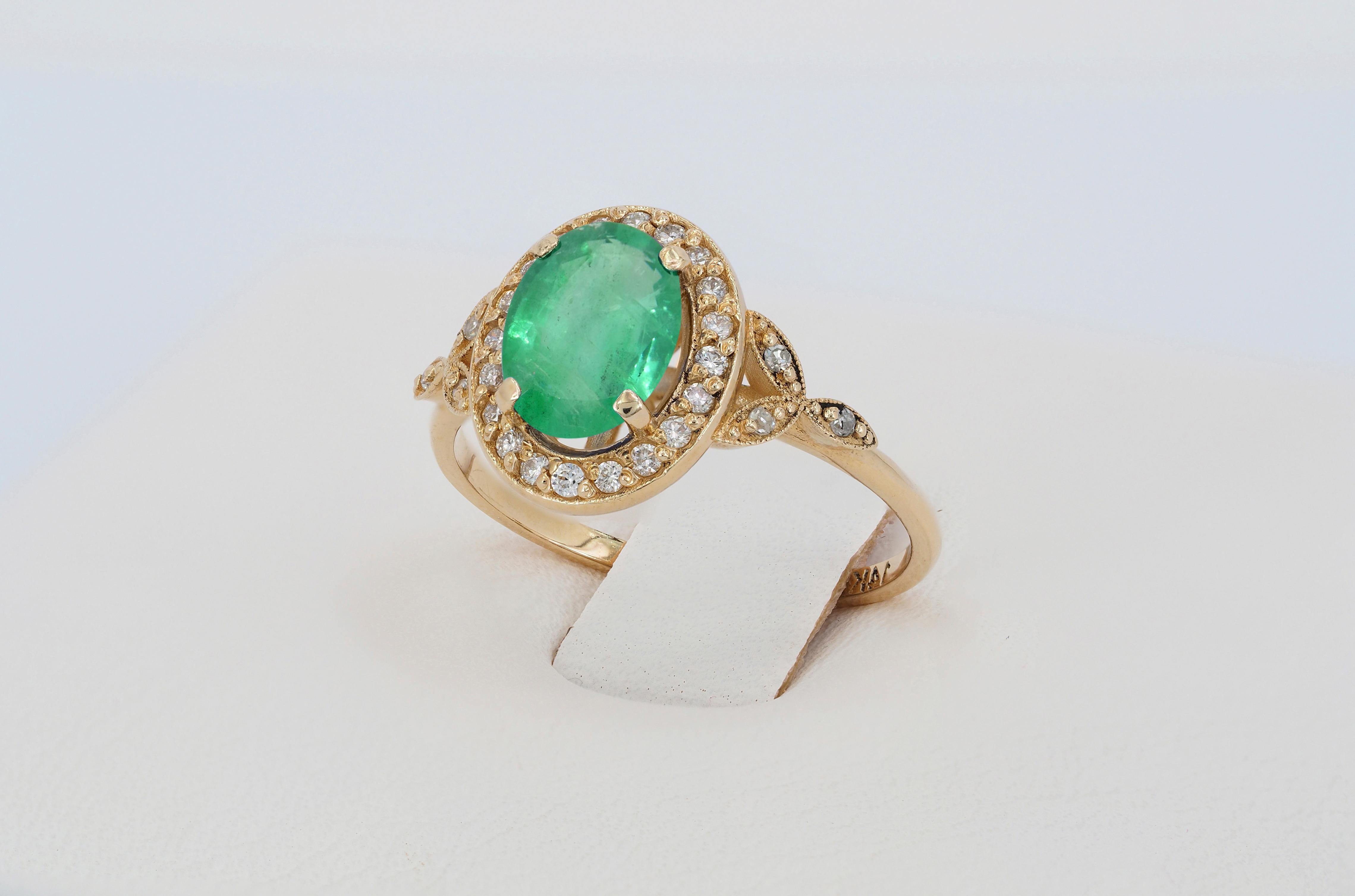 For Sale:  Emerald vintage style gold ring. 6