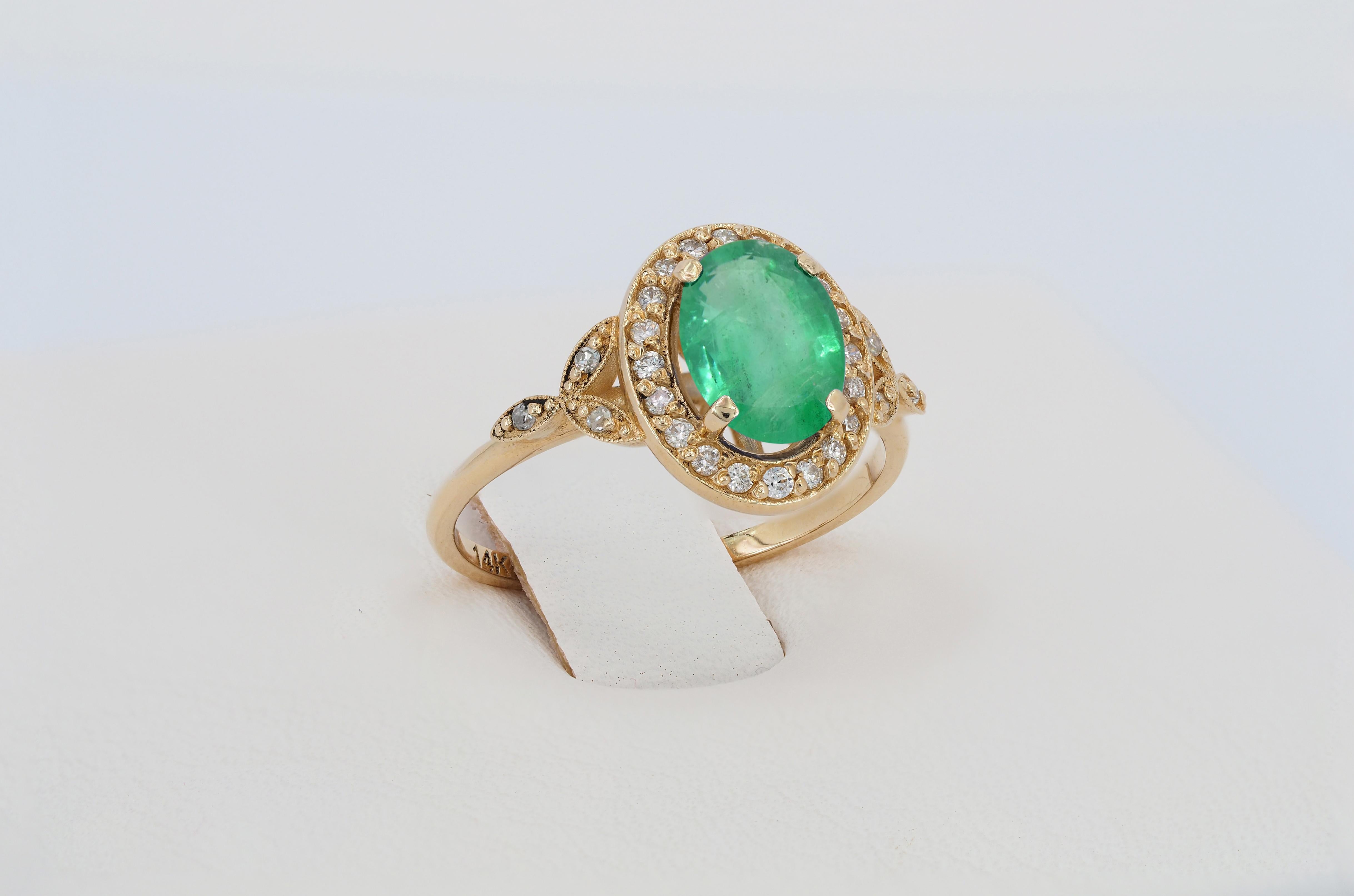 For Sale:  Emerald vintage style gold ring. 7