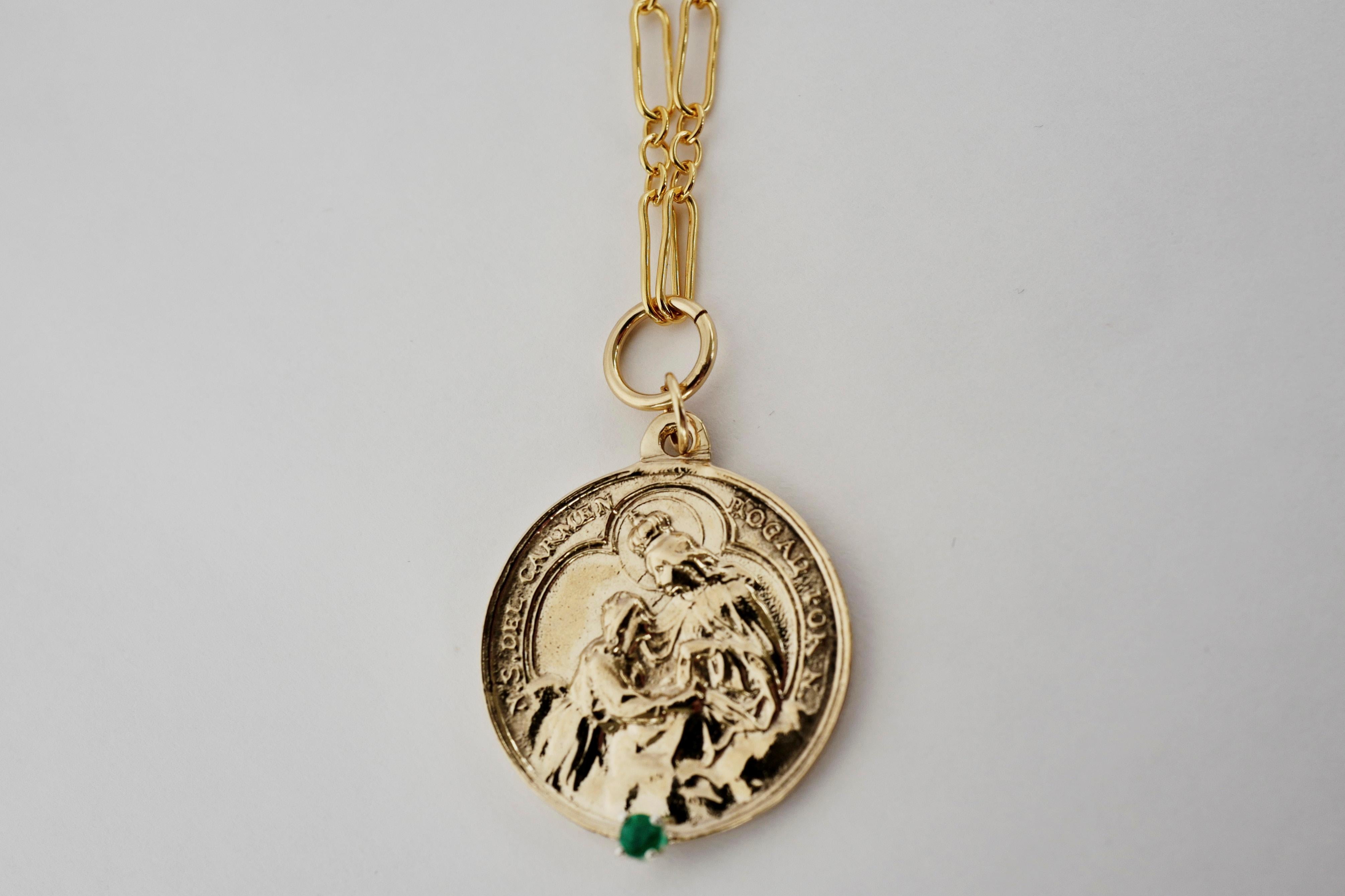 Emerald Virgin Mother Mary Medal Chunky Chain Necklace Gold J Dauphin In New Condition For Sale In Los Angeles, CA