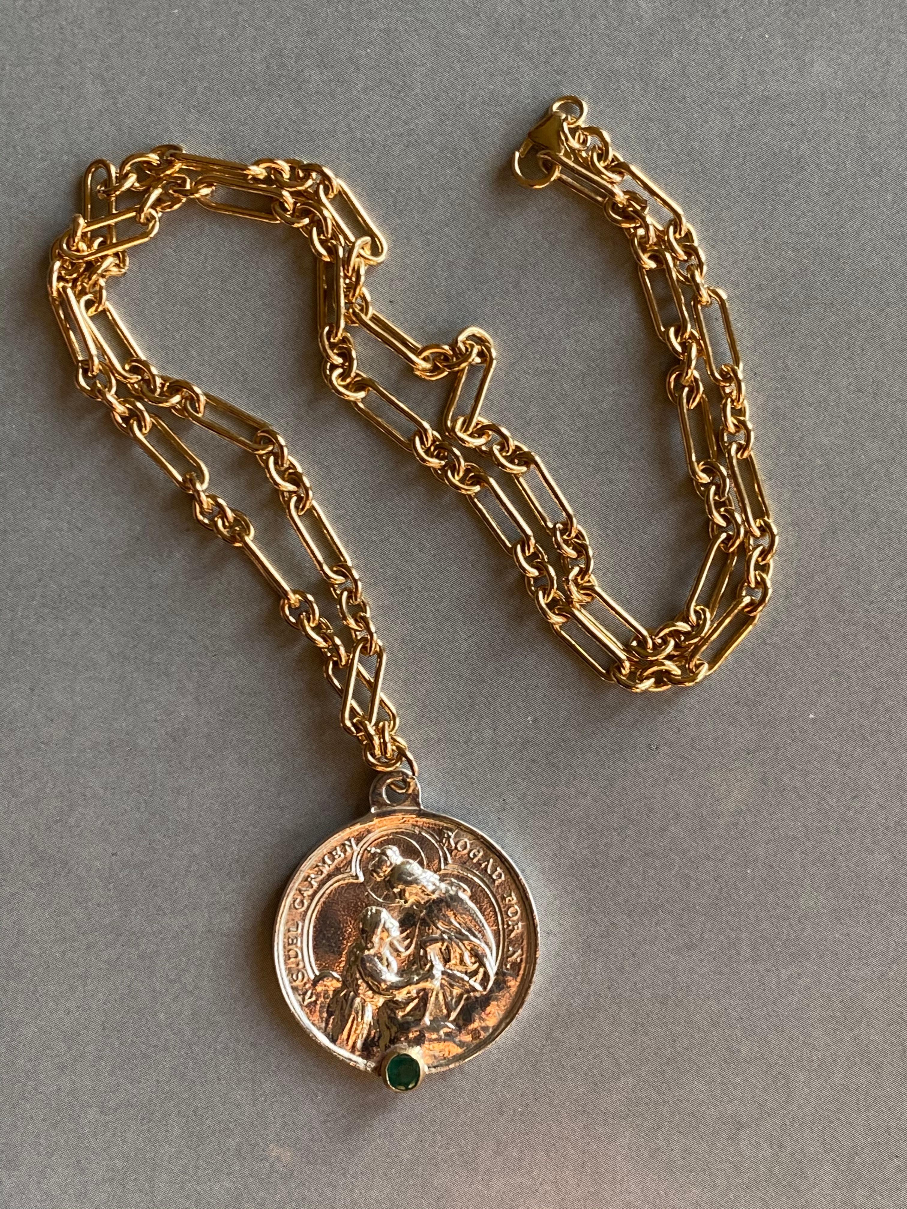 Smaragd Sacred Medal Halskette Chunky Kette Anhänger J Dauphin (Brillantschliff) im Angebot