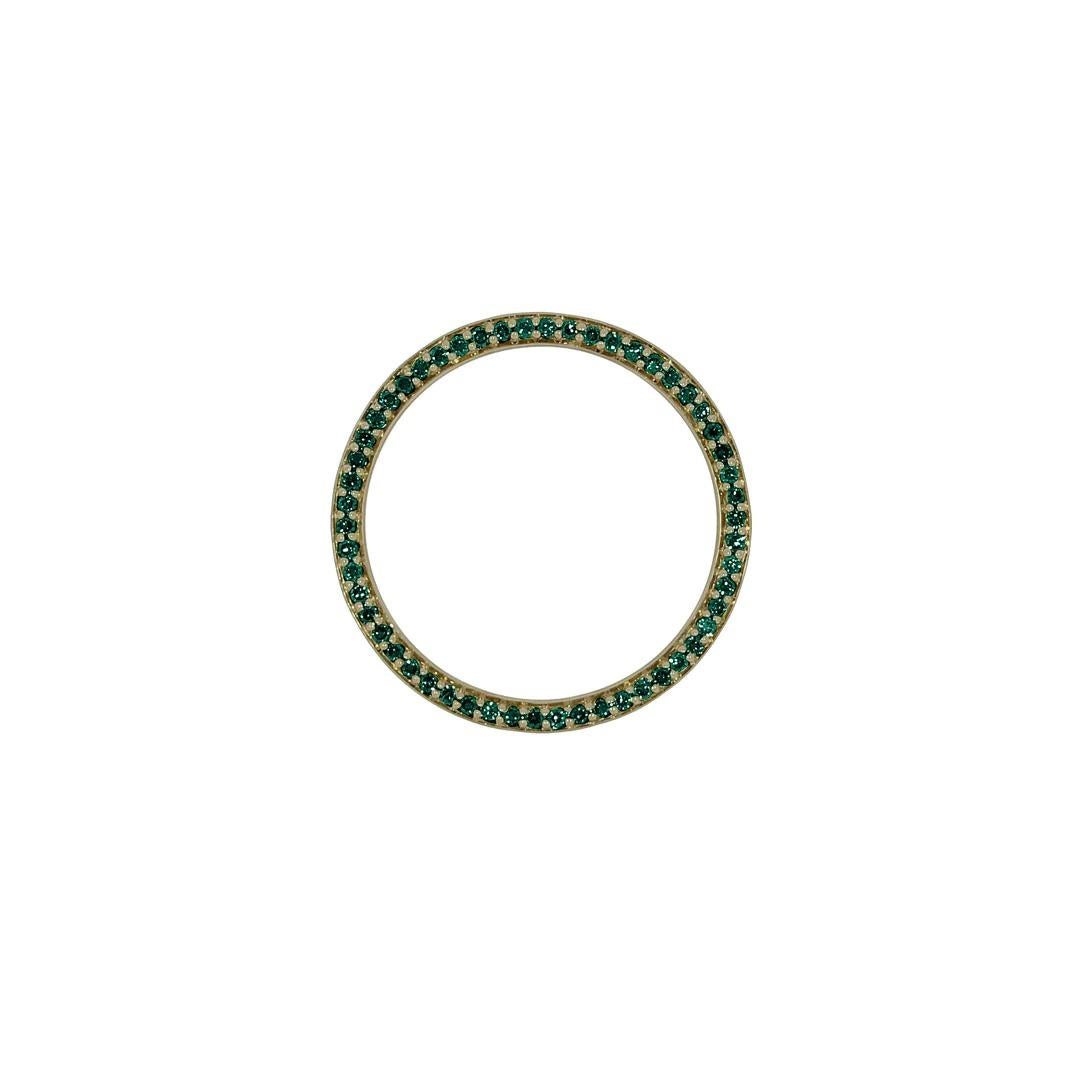 For Sale:  Emerald Wedding Ring Eternity Ring in 18ct Yellow Gold and Emeralds 5
