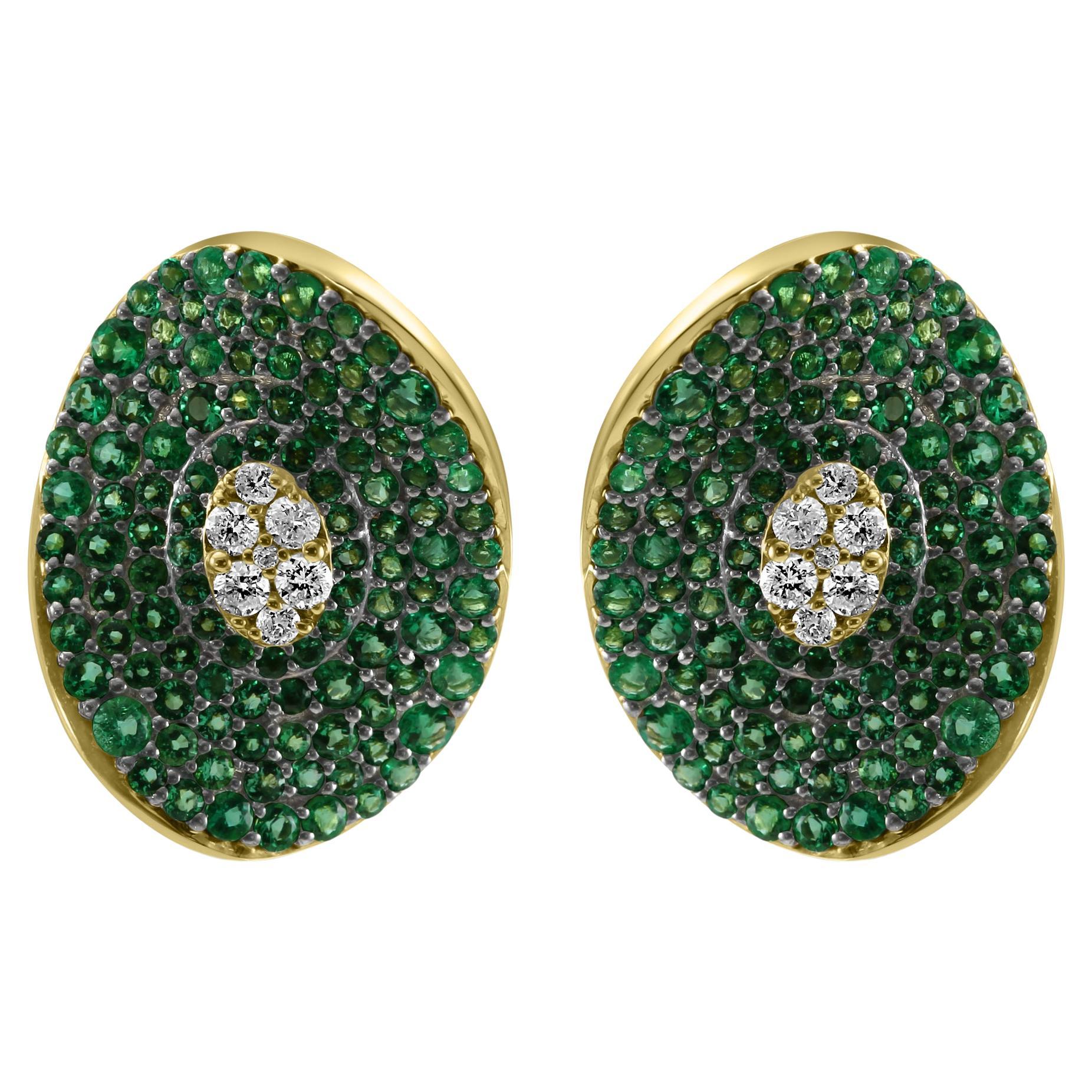 Emerald White Diamond Round 14K Yellow Gold Fancy Fashion Cocktail Stud Earring  For Sale
