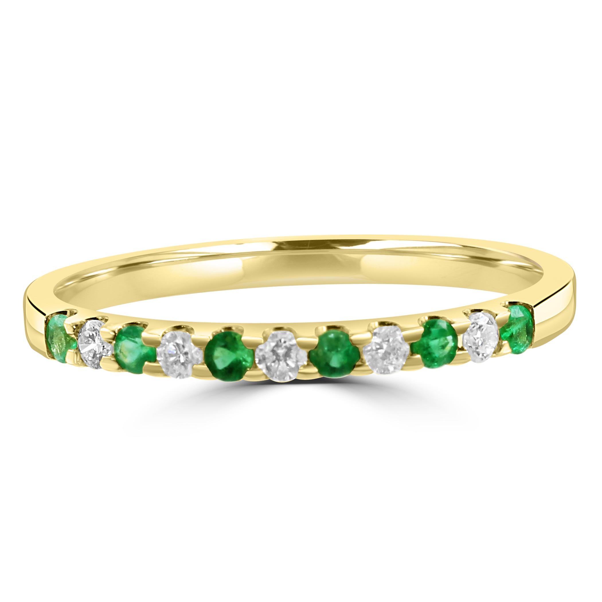For Sale:  Emerald White Diamond Round 18K Yellow Gold 11 Stone Engagement Band Ring 8