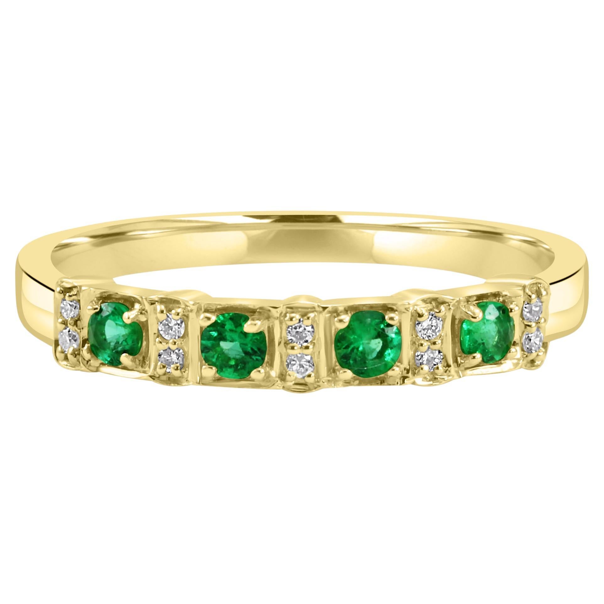 Emerald White Diamond Round 18K Yellow Gold 14 Stone Engagement Band Ring 
