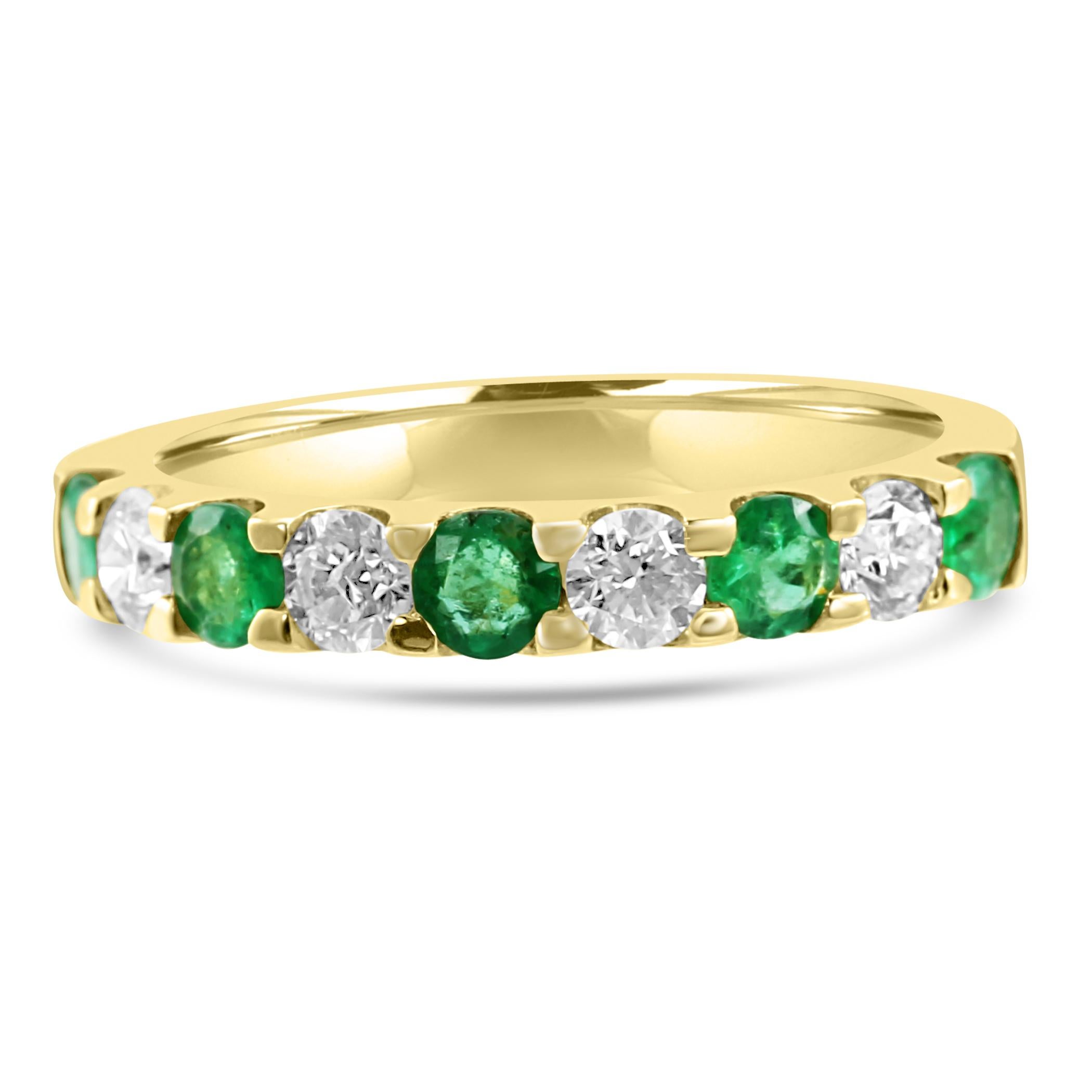 For Sale:  Emerald White Diamond Round 18K Yellow Gold 9 Stone Fashion Engagement Band Ring 8