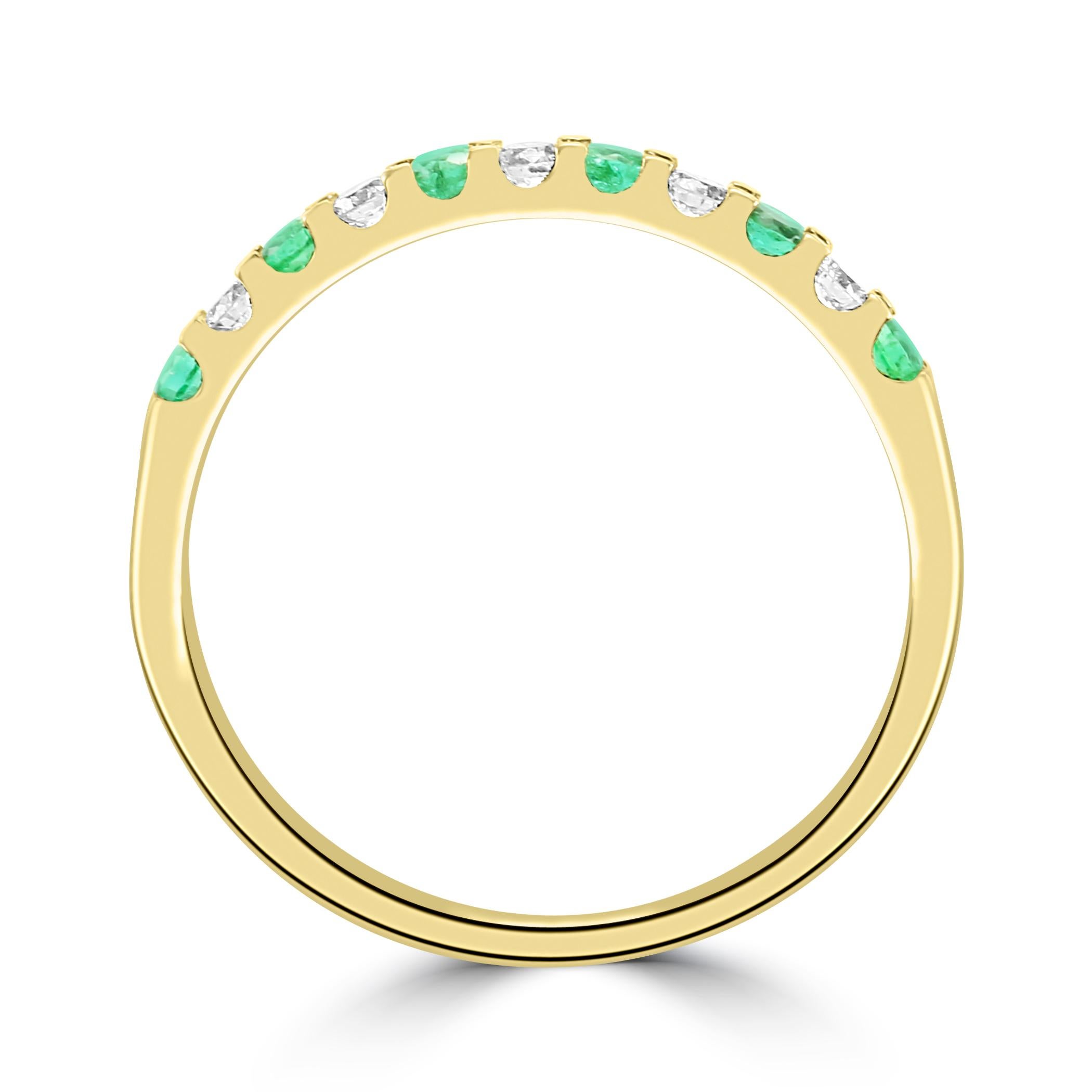 For Sale:  Emerald White Diamond Round 18K Yellow Gold Engagement Wedding Fashion Band Ring 5