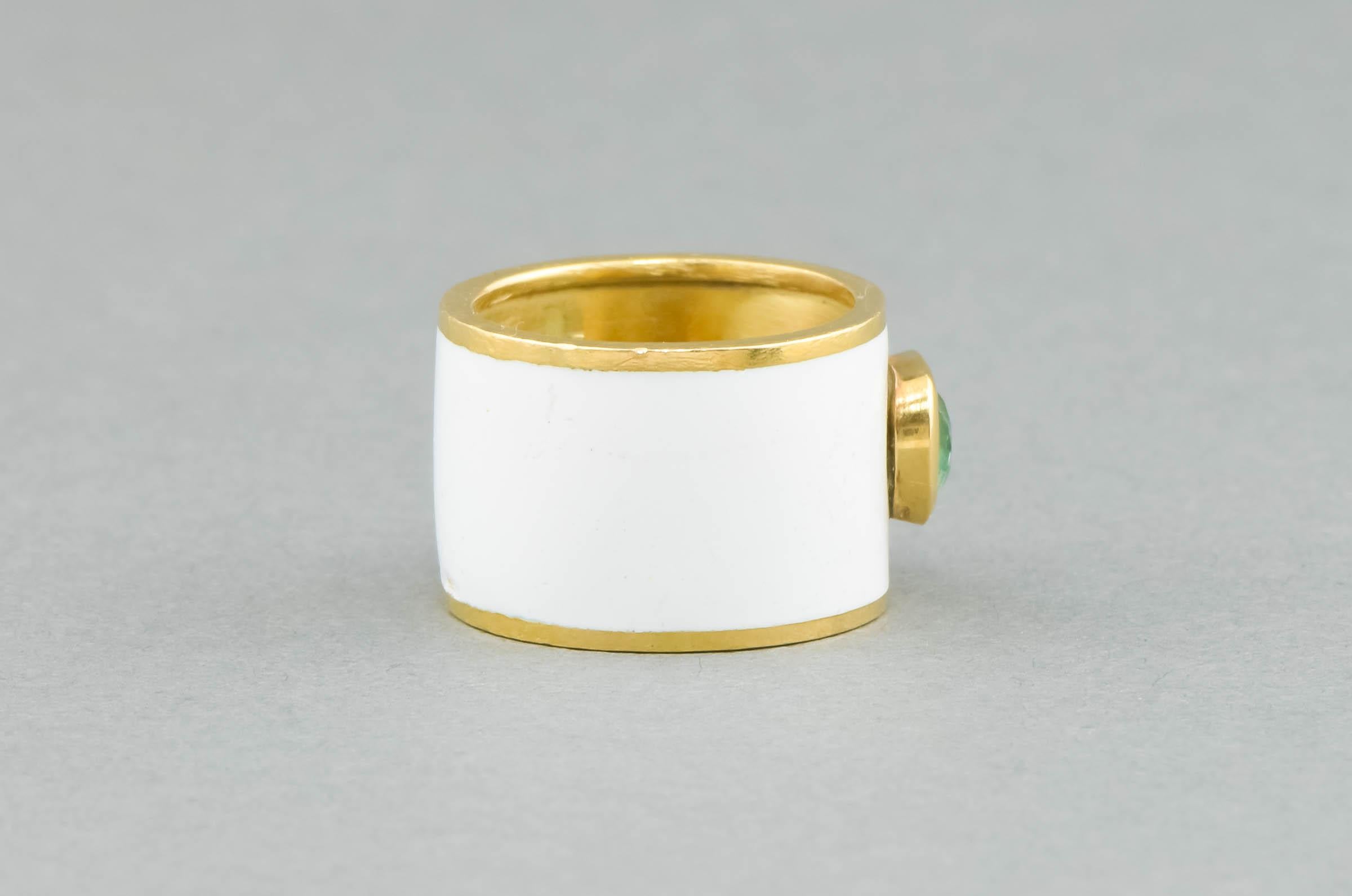 Emerald & White Enamel Wide Gold Band Ring For Sale 2