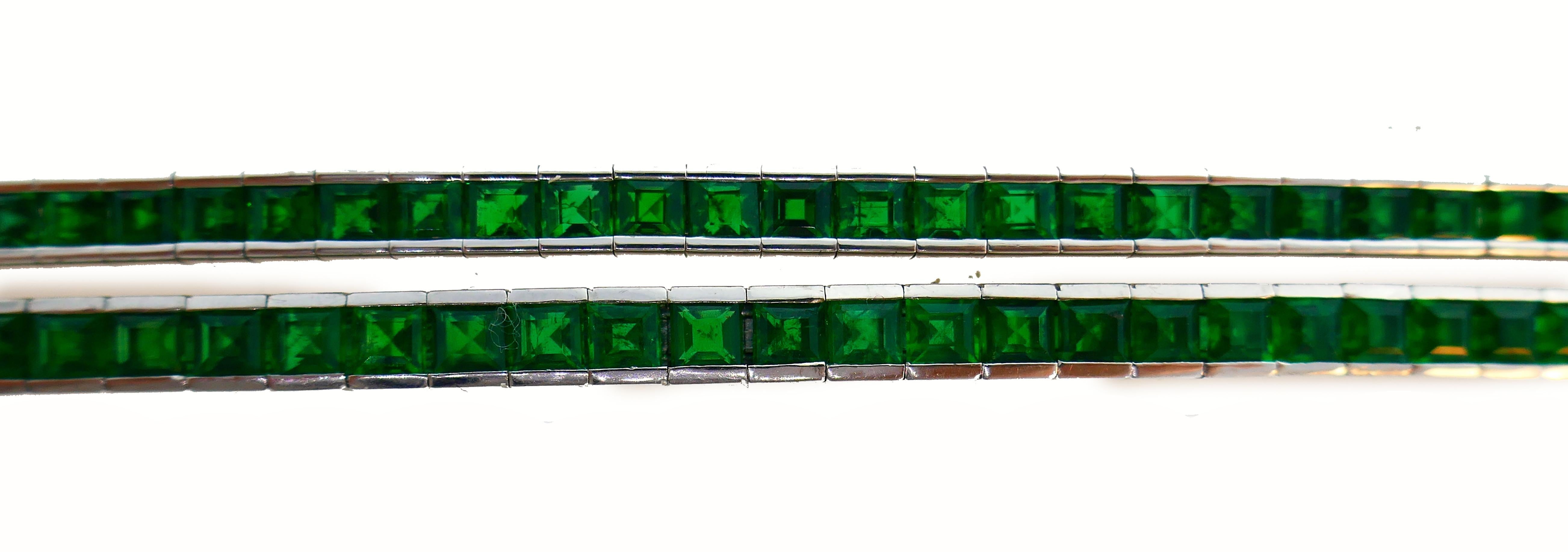 Emerald White Gold Tennis Line Bracelet Duo, Meister, 1970s In Good Condition In Beverly Hills, CA