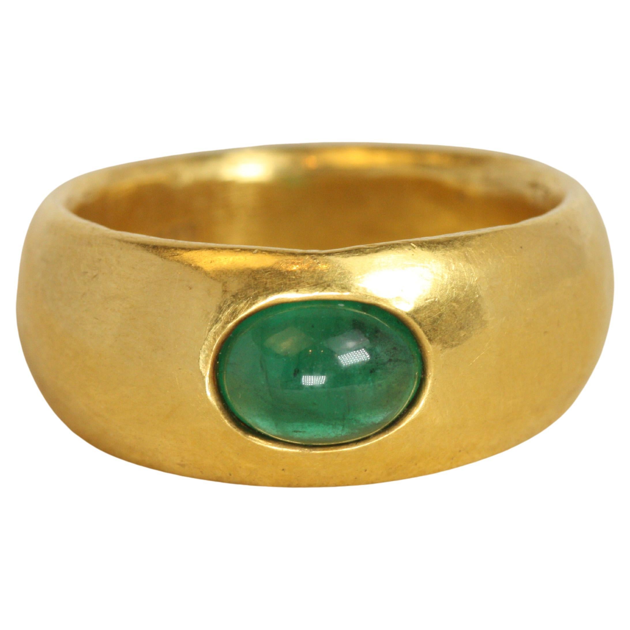Emerald Wide Tapered Band – 1.00ct Cabochon Cut 22K Yellow Gold, Darlene deSedle