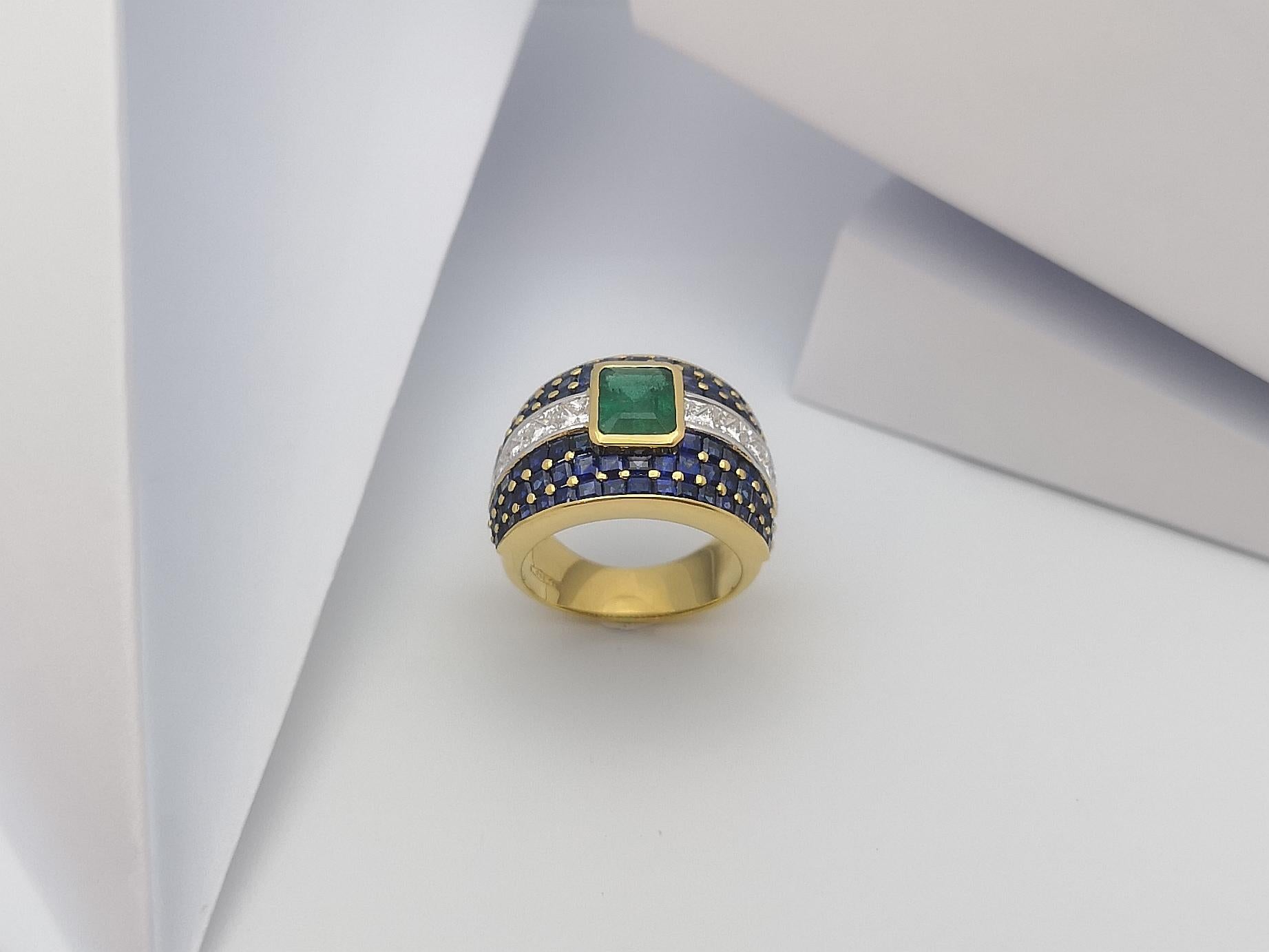 Emerald with Blue Sapphire with Diamond Ring Set in 18 Karat Gold Settings For Sale 10