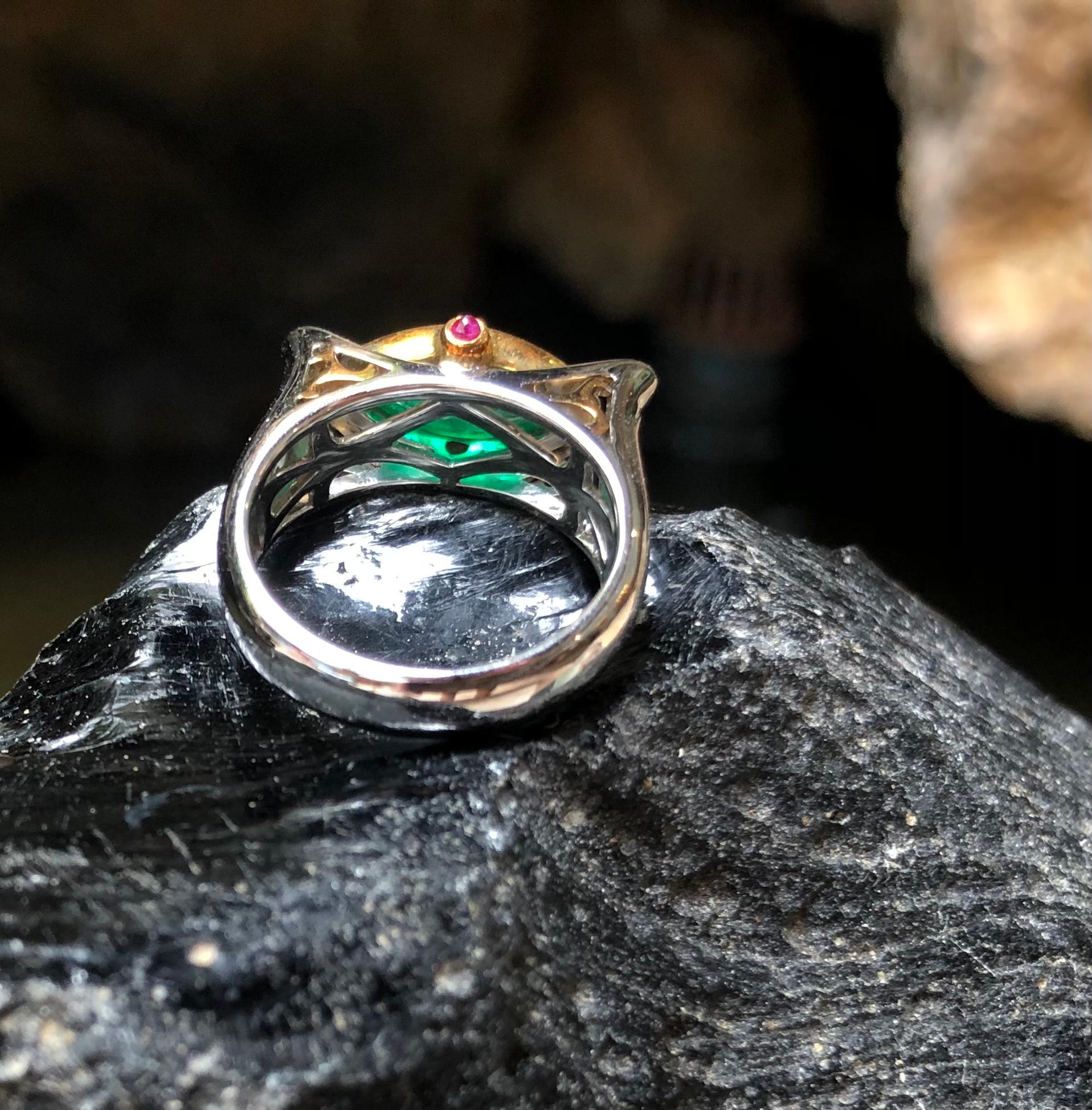 Emerald with Cabochon Ruby Sycee/Yuan Bao Ring Set in 18k White Gold For Sale 4