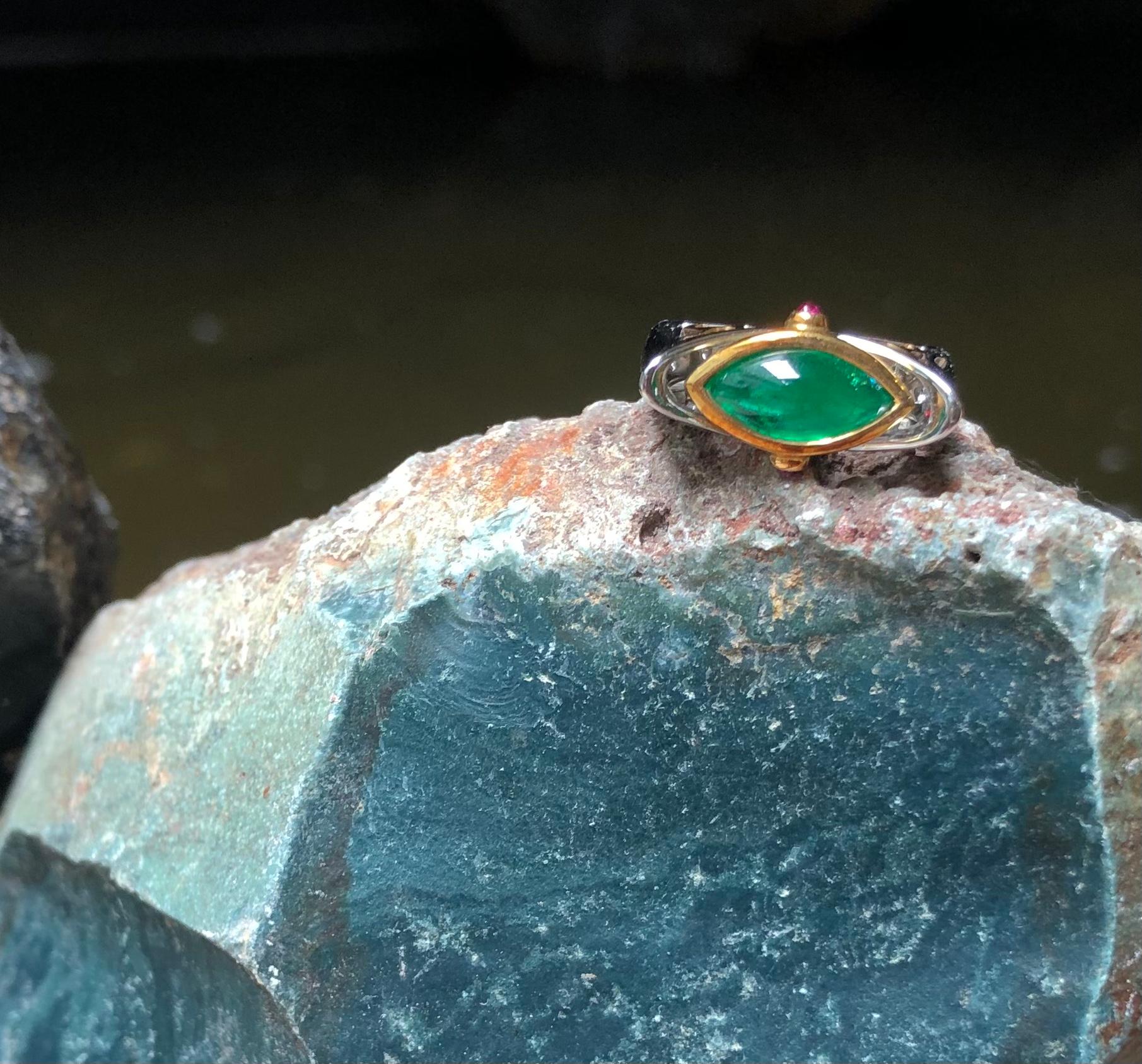 Women's or Men's Emerald with Cabochon Ruby Sycee/Yuan Bao Ring Set in 18k White Gold For Sale