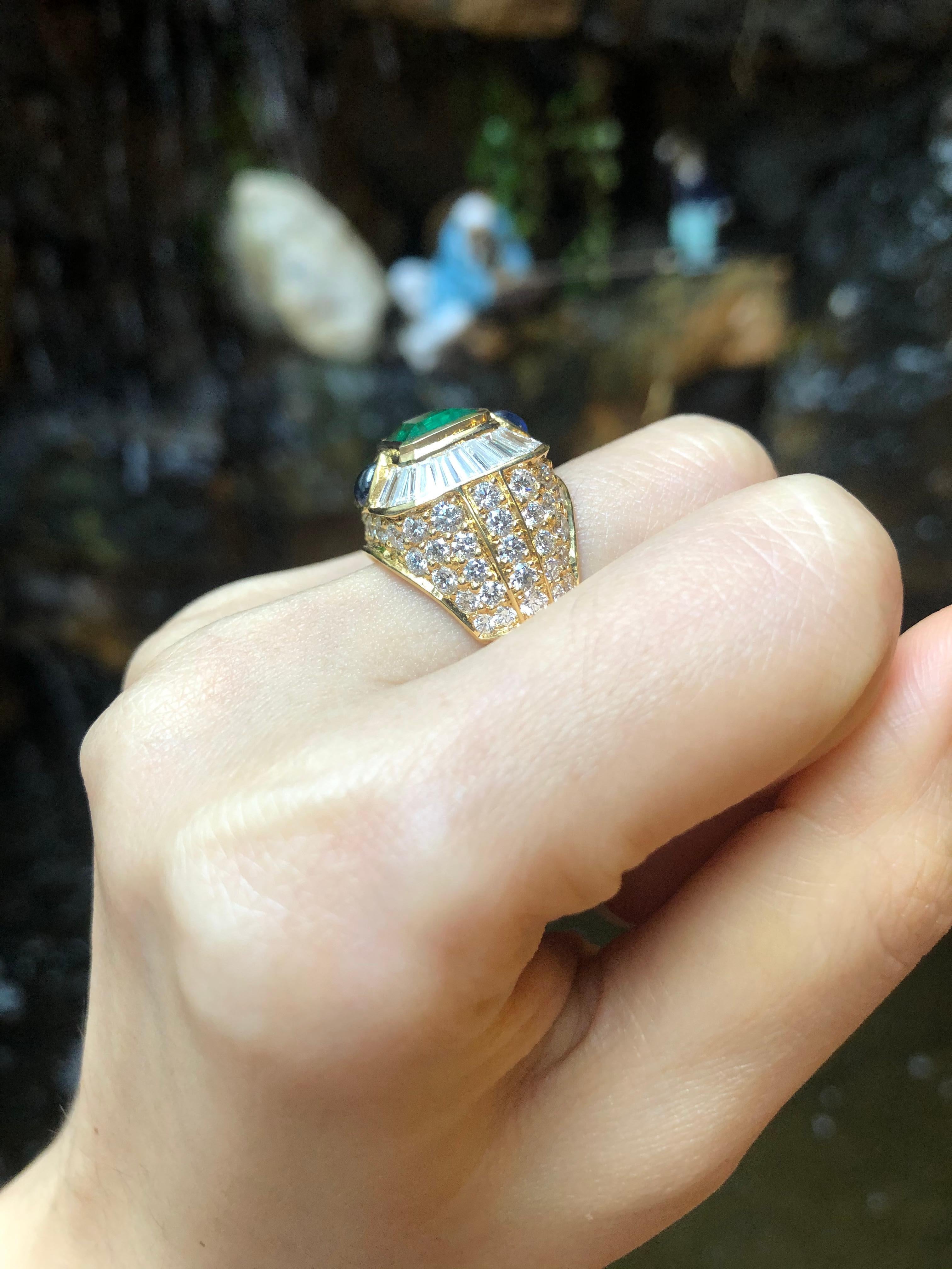 Women's or Men's Emerald with Diamond and Cabochon Blue Sapphire Ring in 18 Karat Gold Settings For Sale