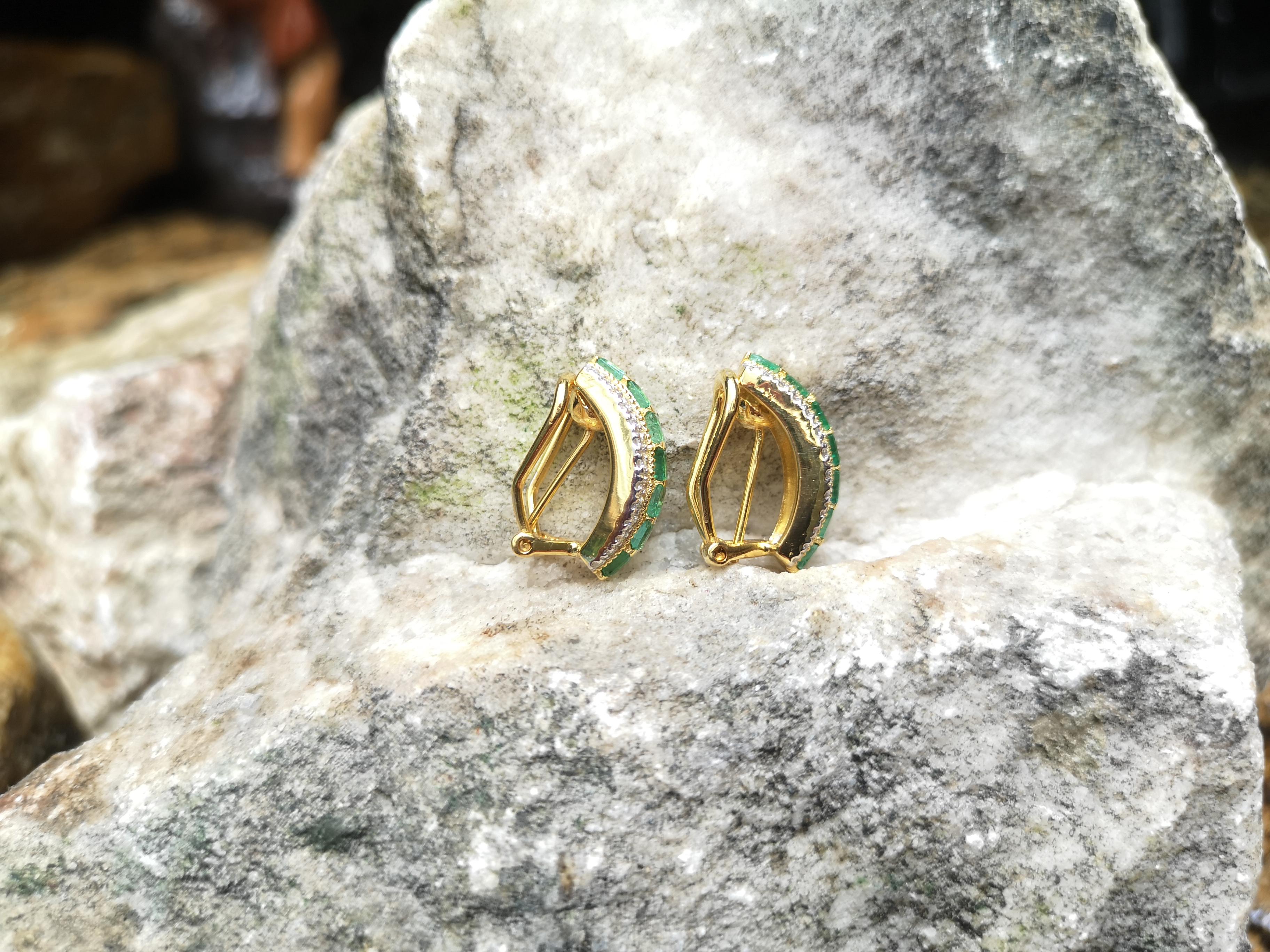 Women's Emerald with Diamond Earrings Set in 18 Karat Gold Settings For Sale