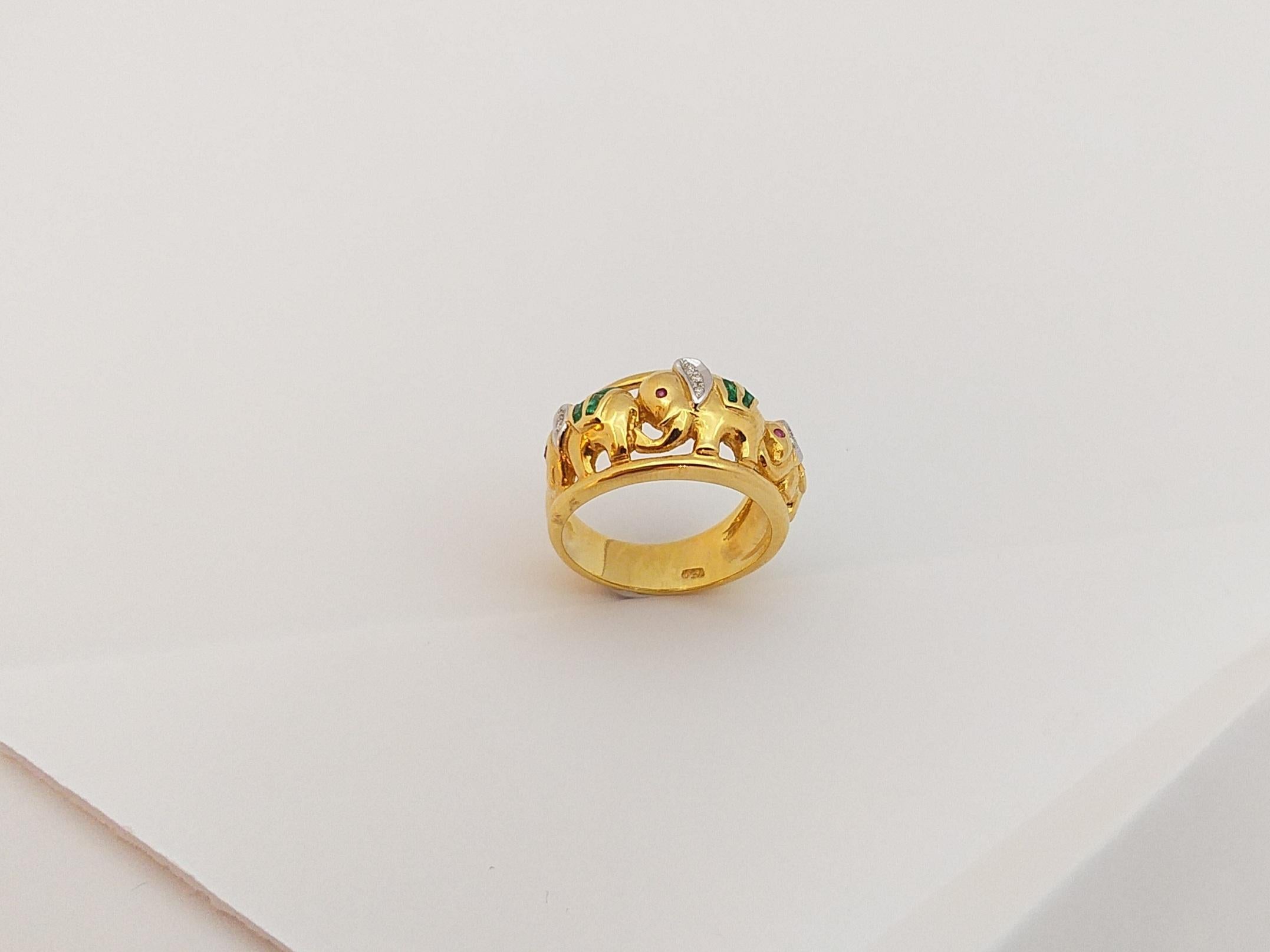 Emerald with Diamond Elephant Ring Set in 18 Karat Gold Settings For Sale 4