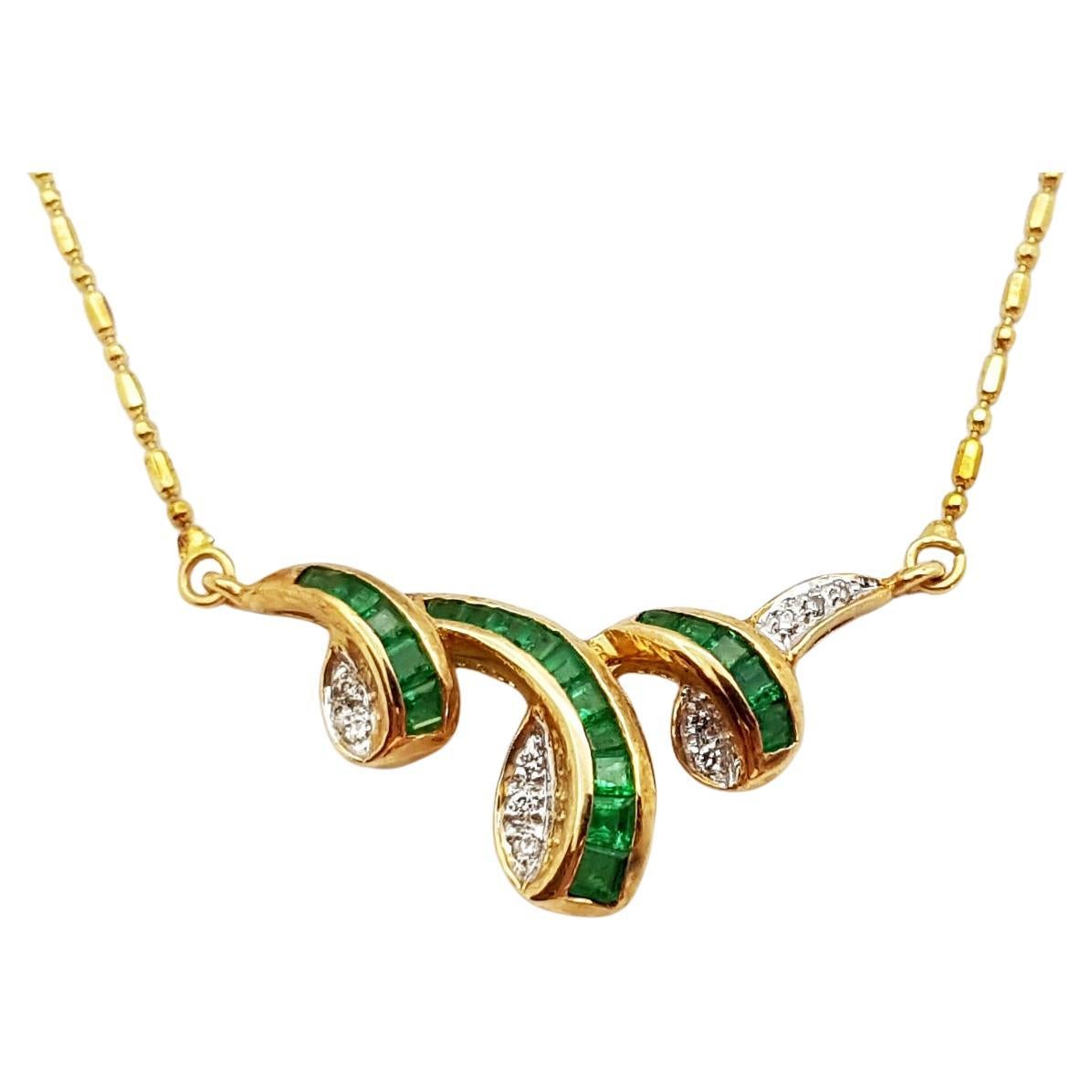 Emerald with Diamond Necklace Set in 18 Karat Gold Setting For Sale