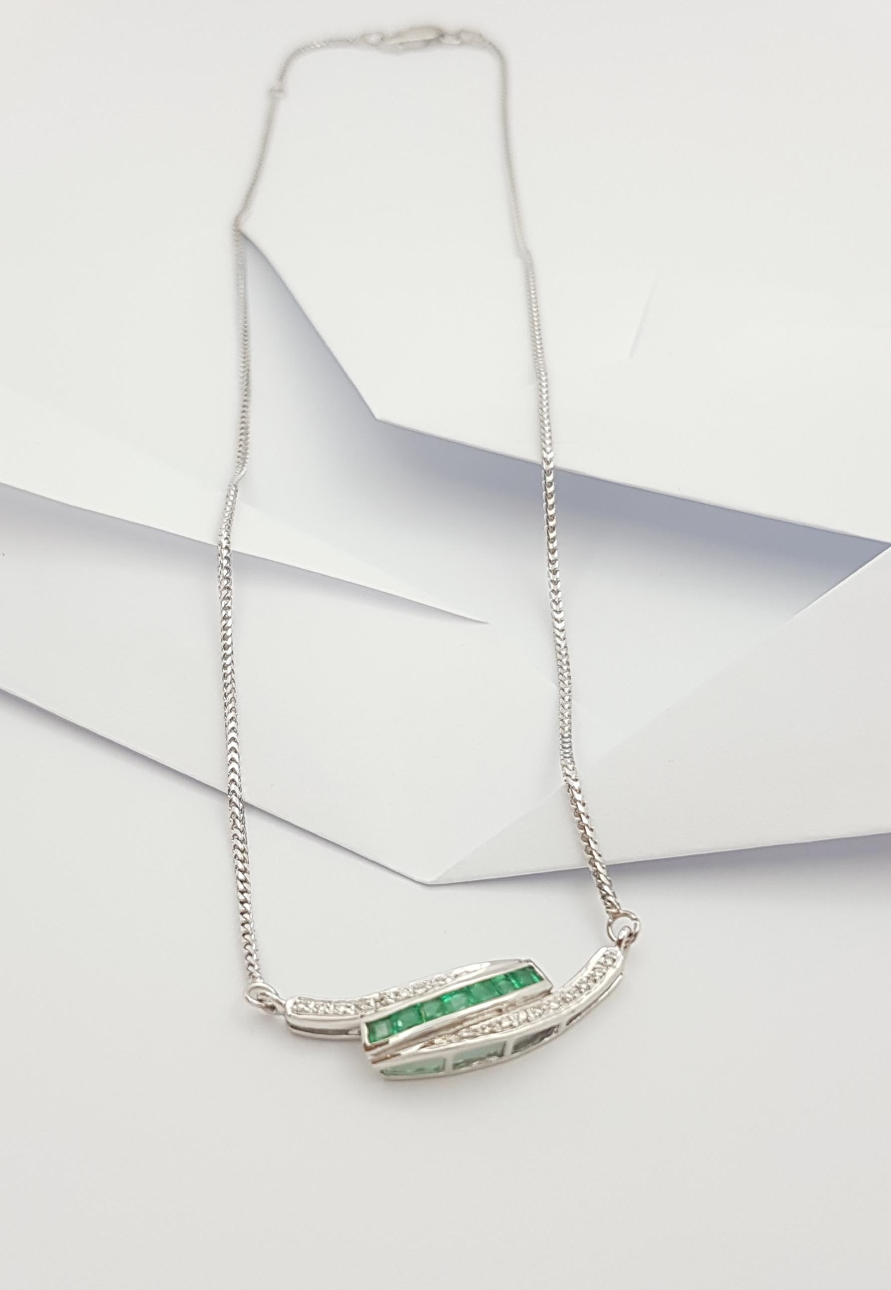 Emerald with Diamond Necklace Set in 18 Karat White Gold Settings For Sale 6