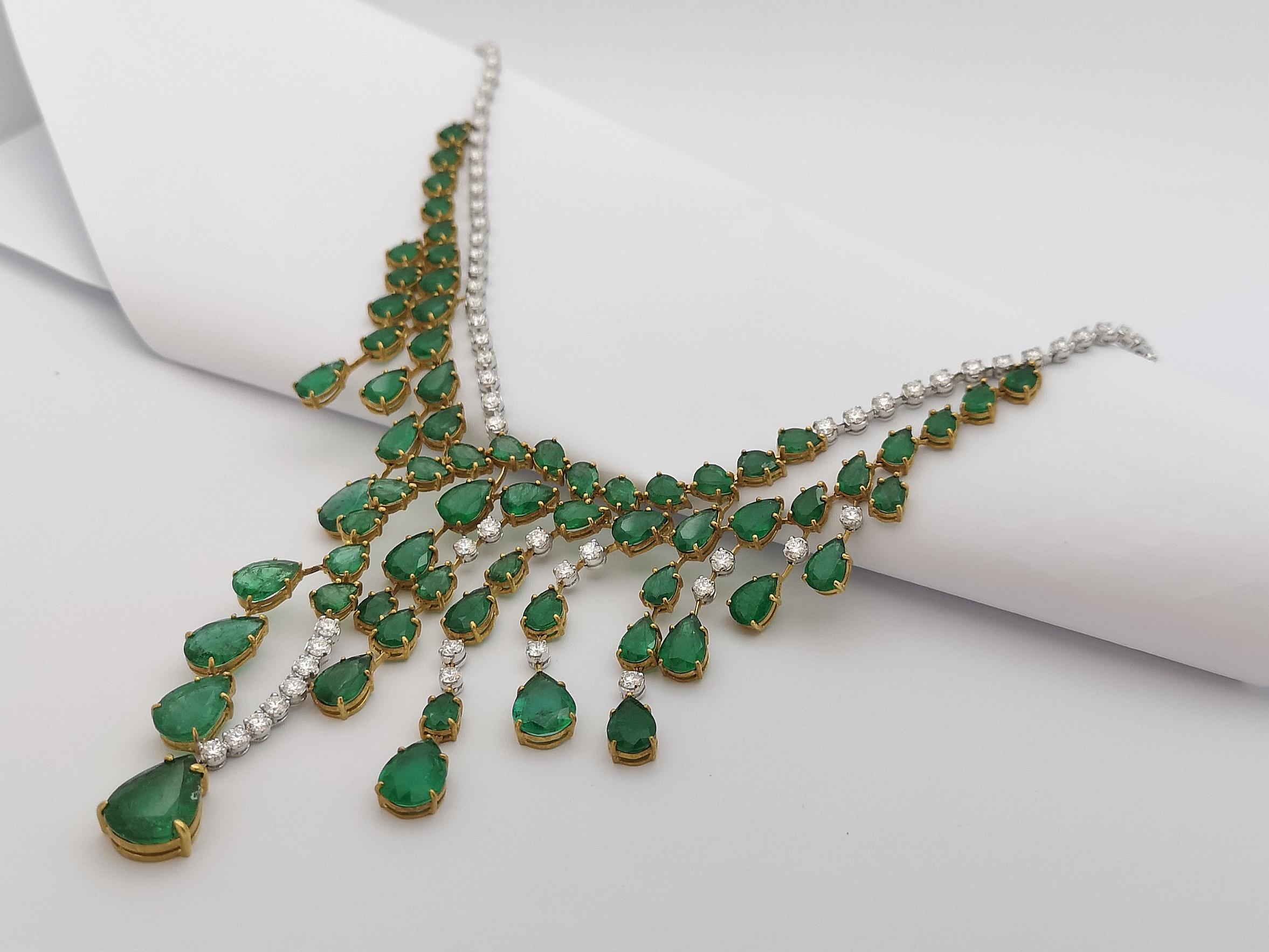 Emerald with Diamond Necklace Set in 18 Karat White Gold Settings For Sale 7